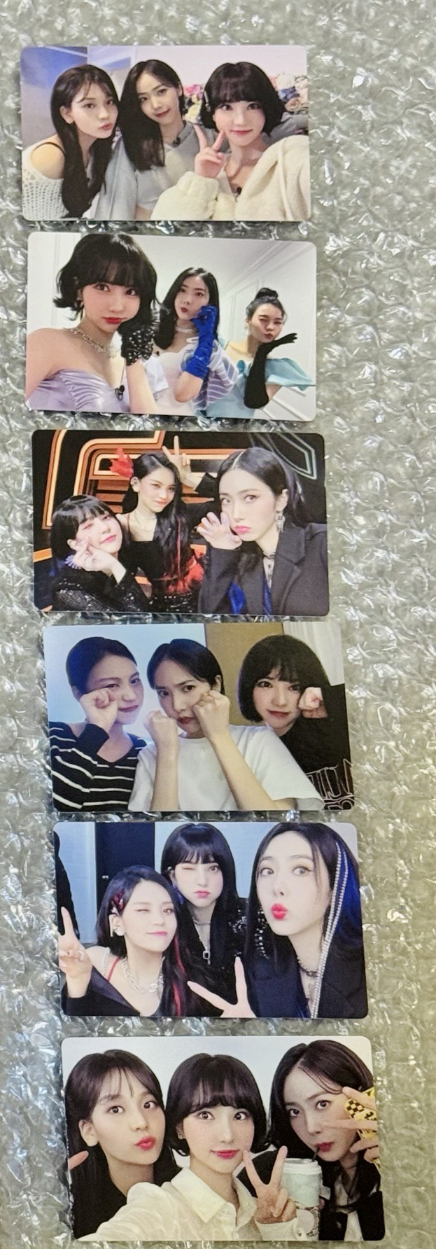 團卡整套六張(如圖)