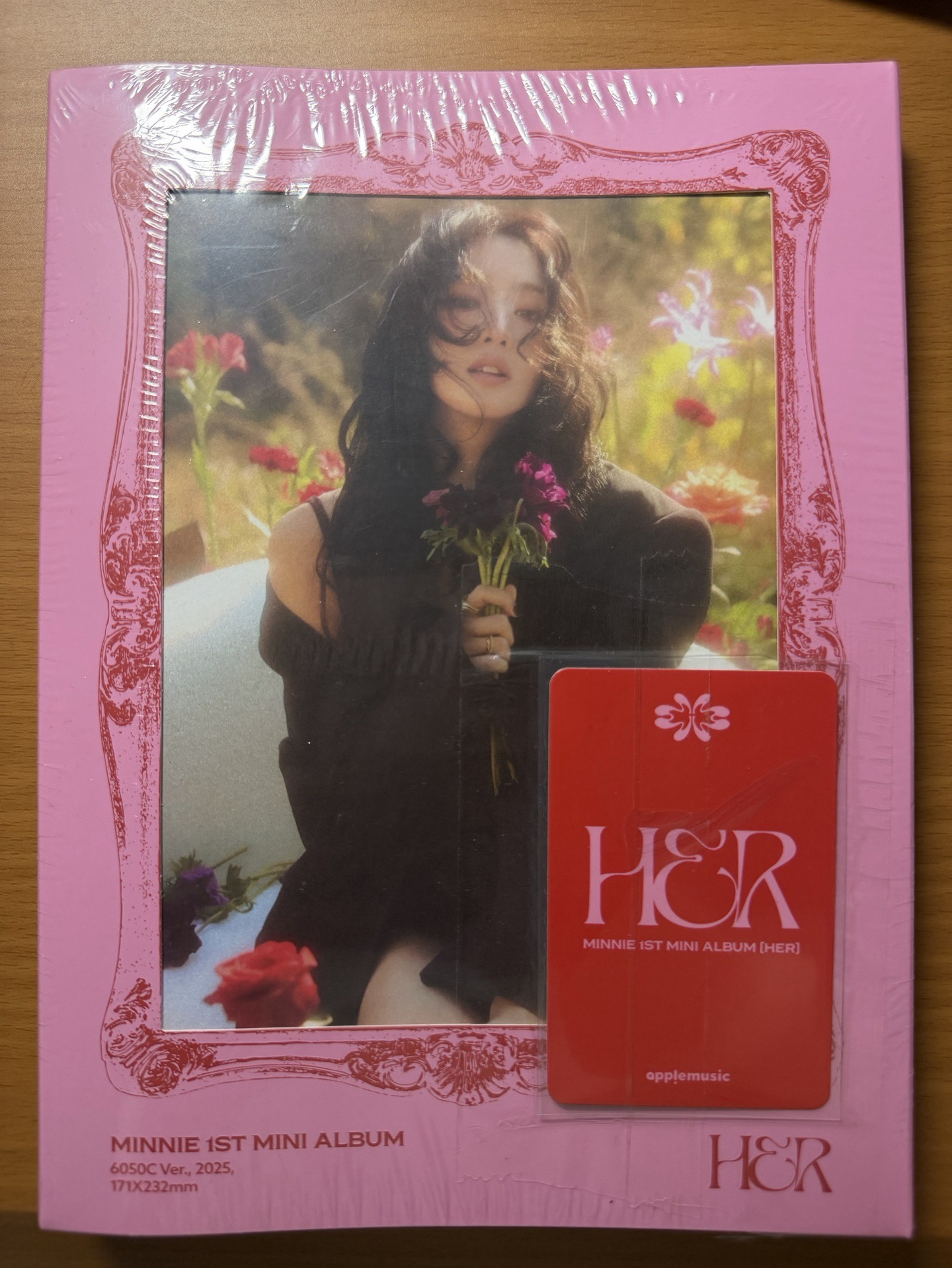 minnie HER 粉版專輯 含AM特典