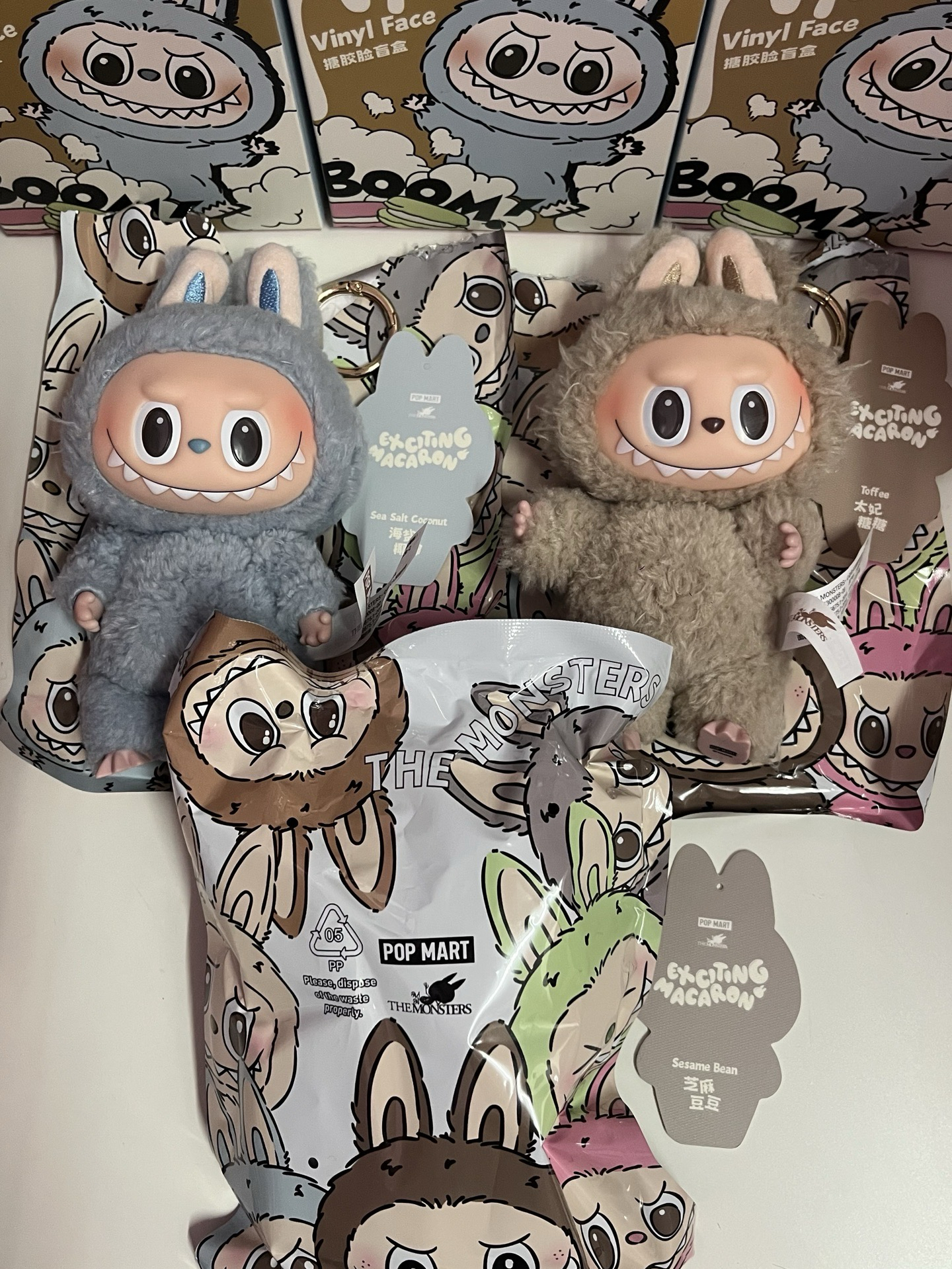 泡泡瑪特｜LABUBU馬卡龍｜*損