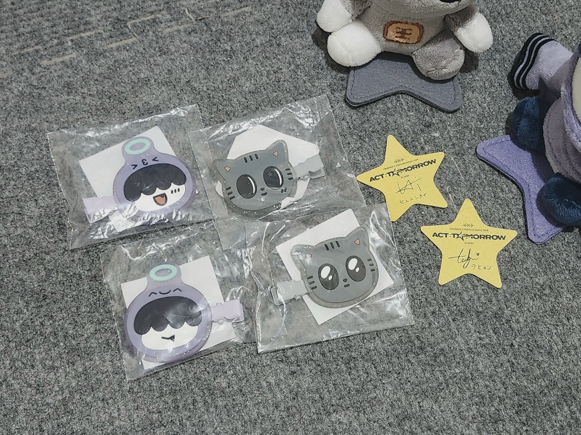 哼寧髮夾💜需綁300