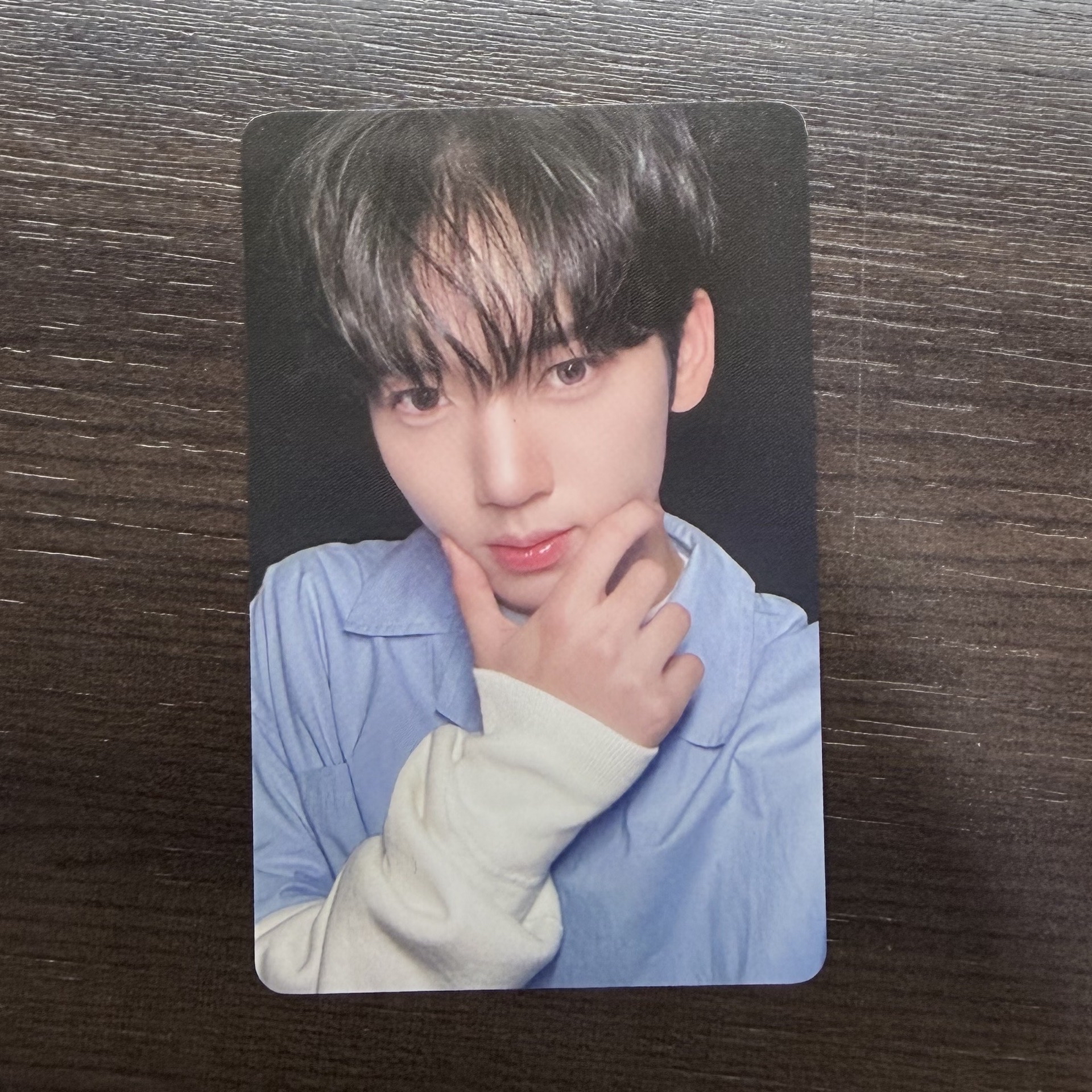 wm 臉頰軟嫩 YUJIN