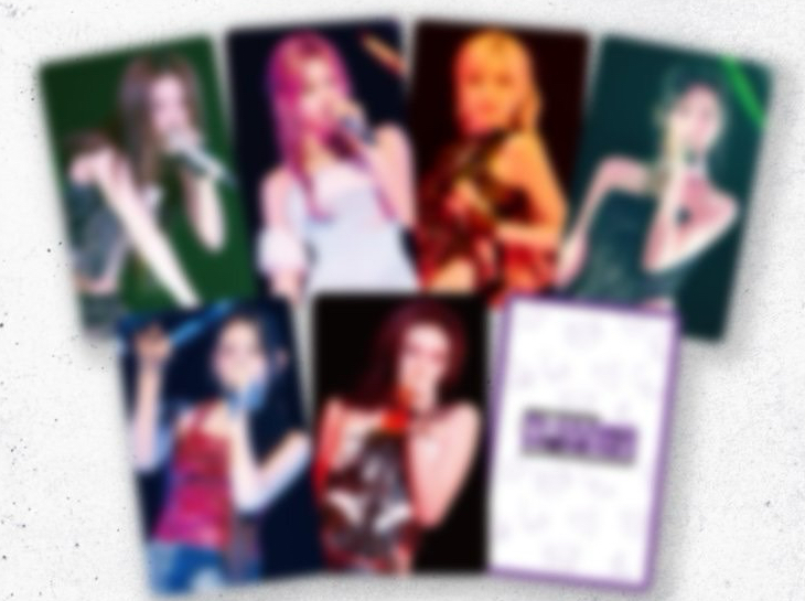 未拆十二包 + 一張隨機滿額卡