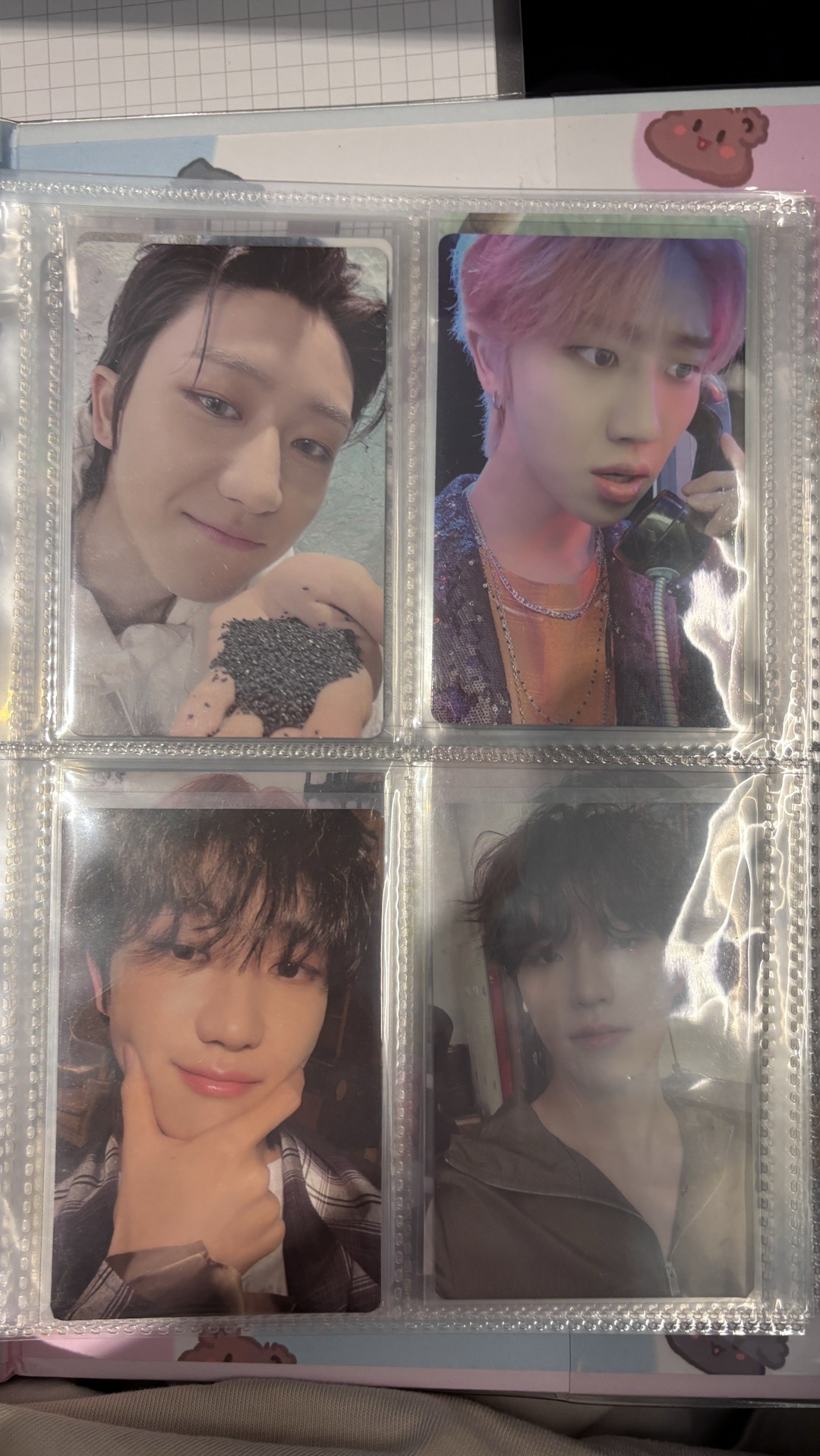 出圖上四張小八！