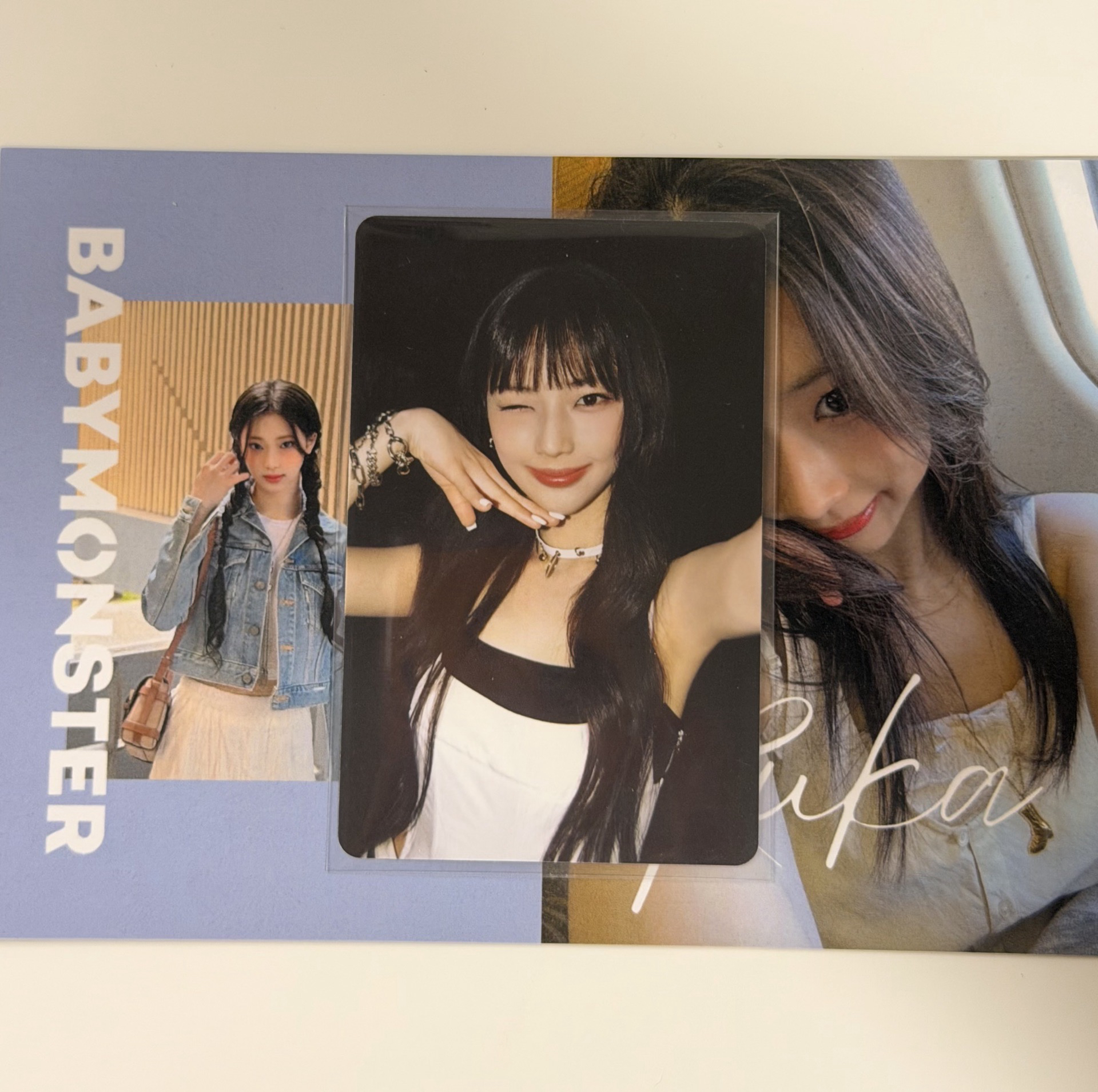 露 🦥 一週年寫真書 週邊卡