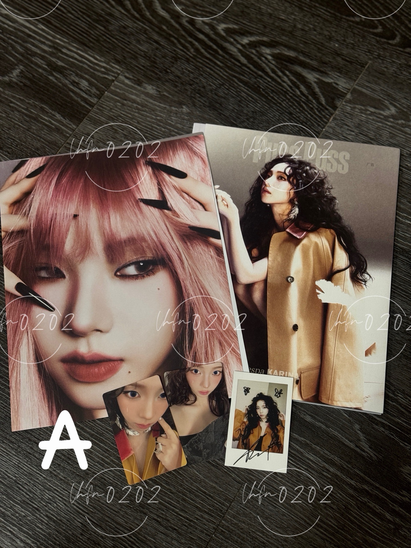 (現貨）KARINA PUSS PUSS雜誌