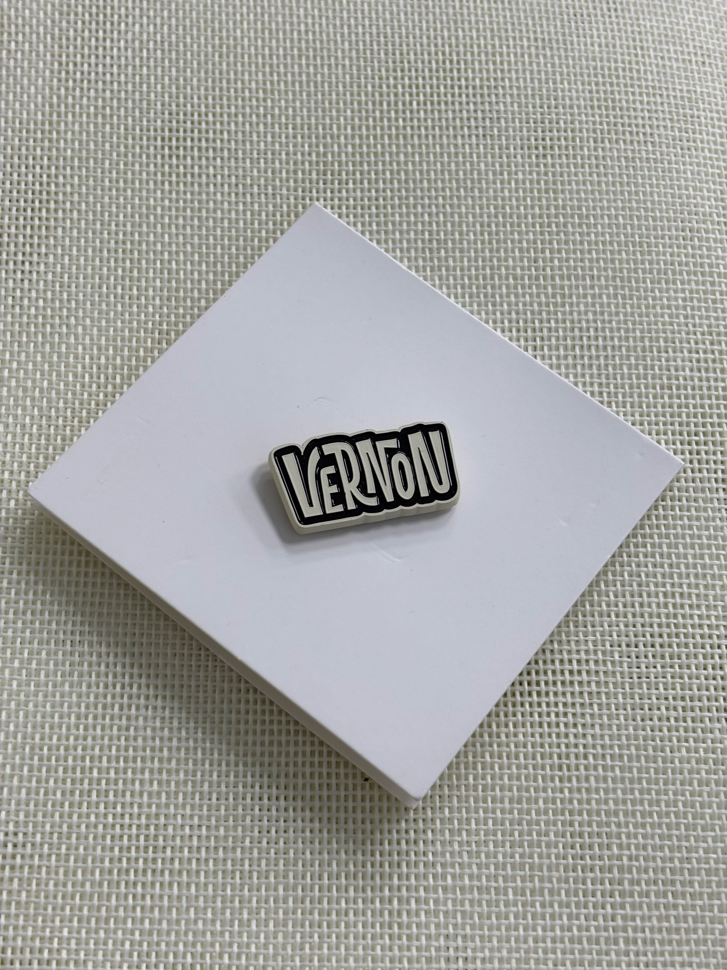 💛Holiday 飯咪 姓名徽章/別針 率