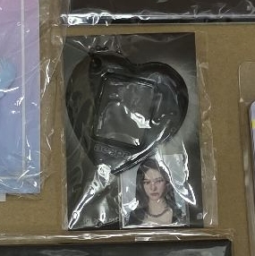 2024 aespa 2nd 柚 證件照鑰匙圈