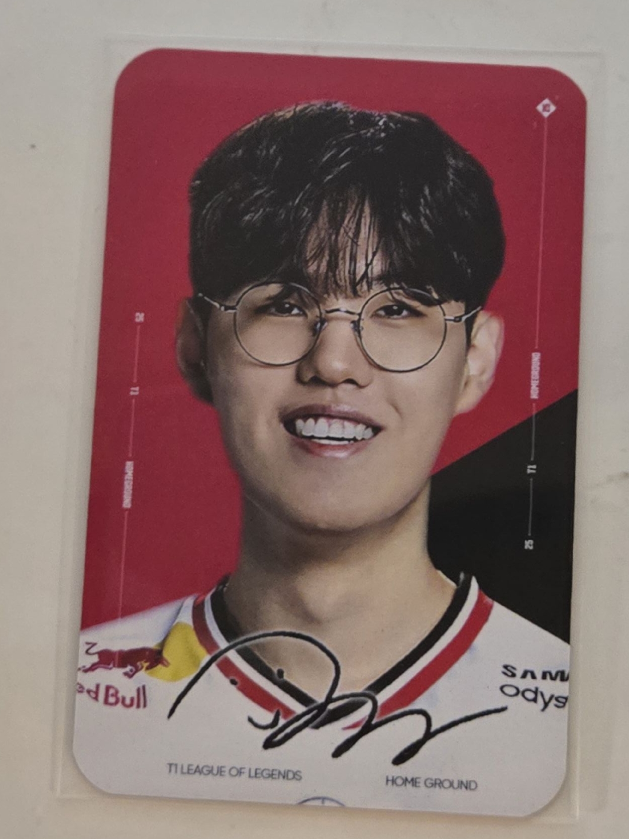 Oner的燦笑值得擁有