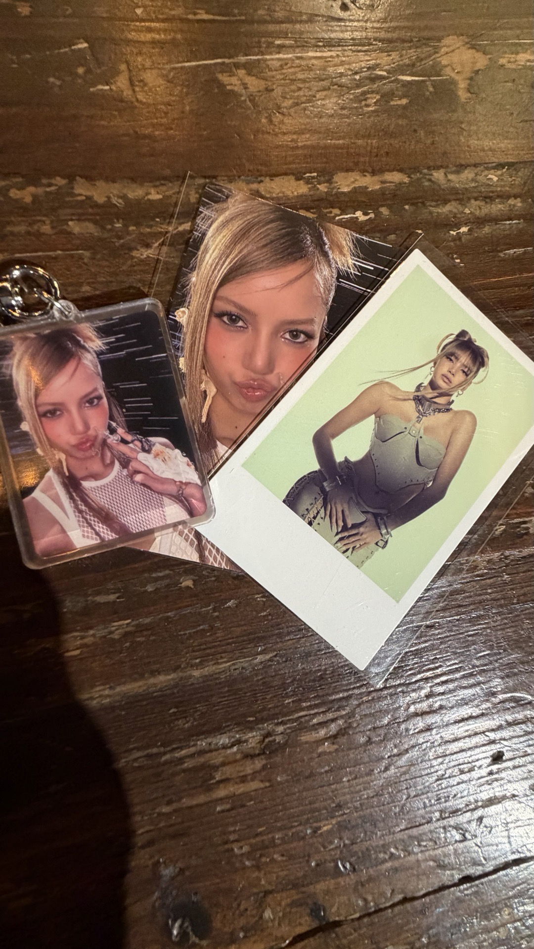 Lisa小卡吊飾～（不可拆