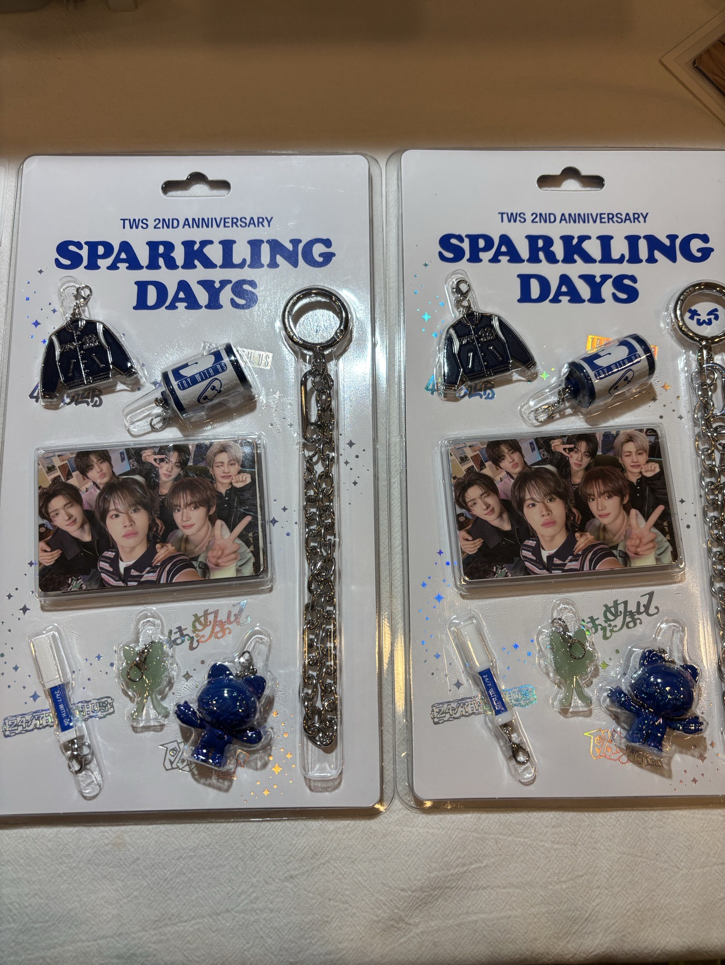 TWS 2週年吊飾組現貨