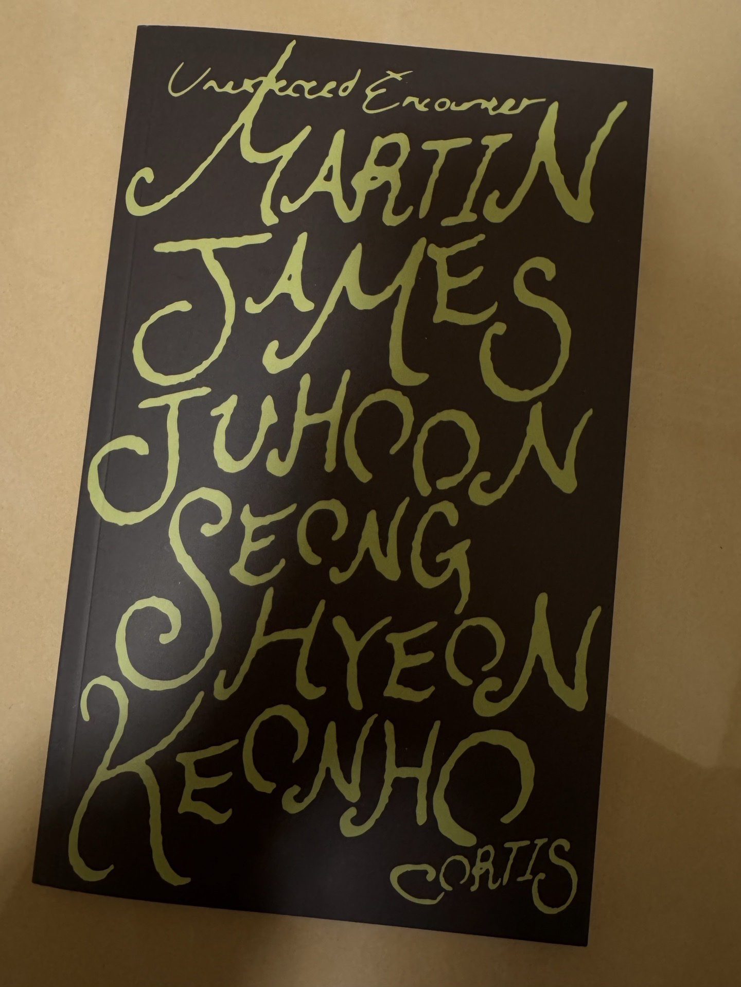 cortis 年曆內容物 小冊子 日記本