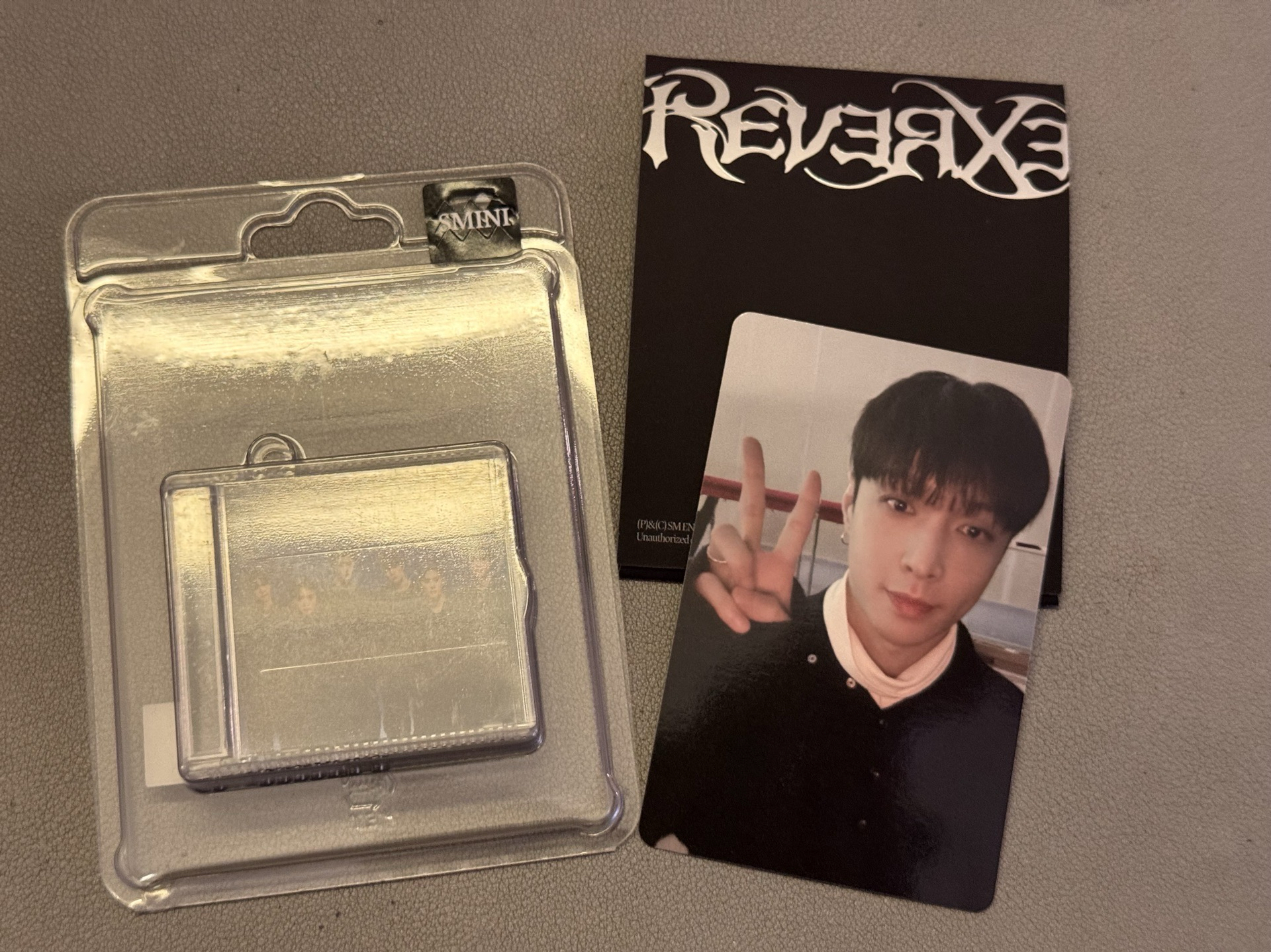 EXO Reverse Big S Mini 專含卡