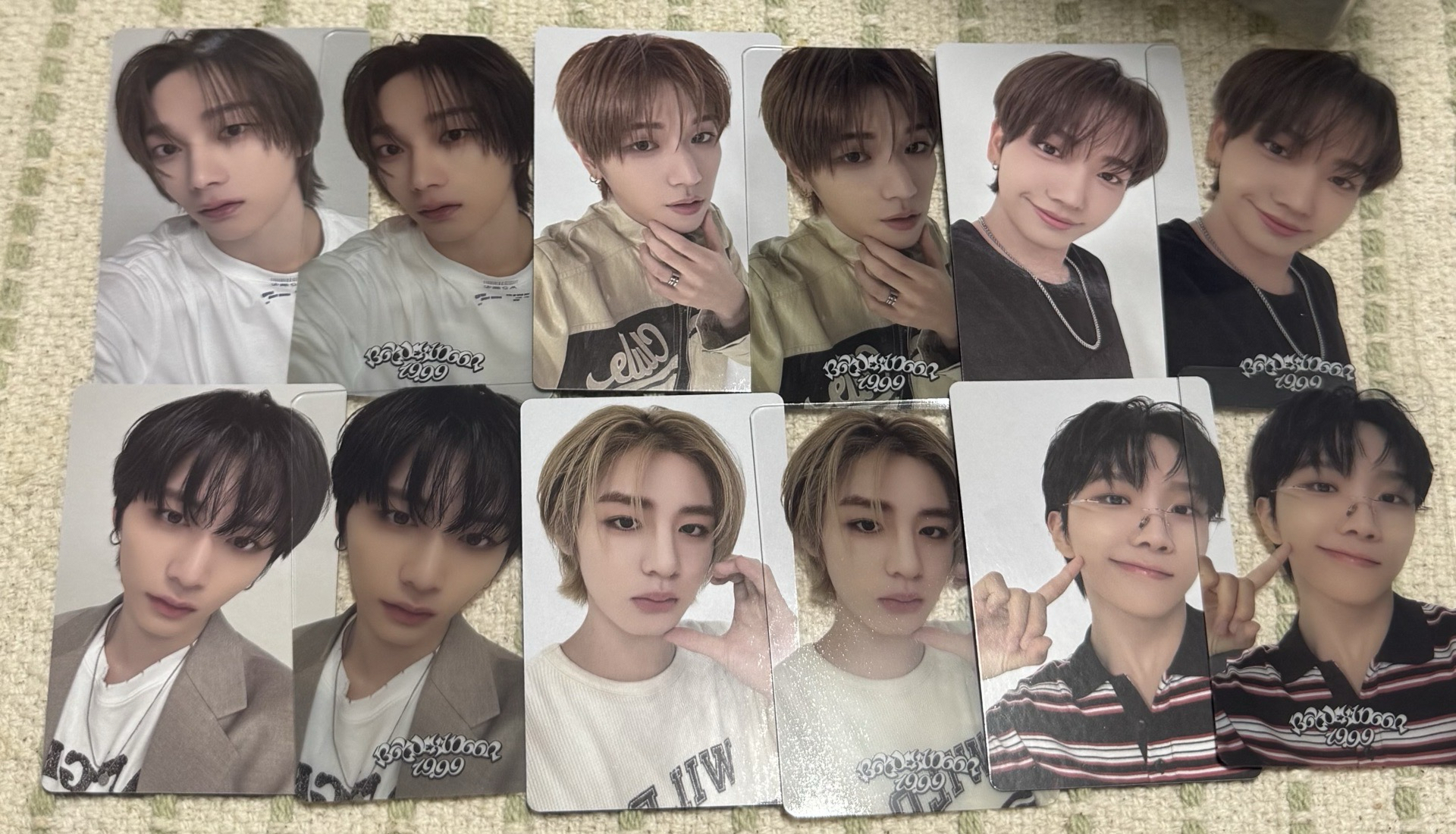 BND 19.99 wvs單封特典全套