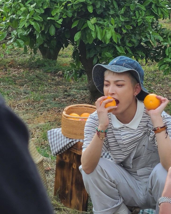 阿球