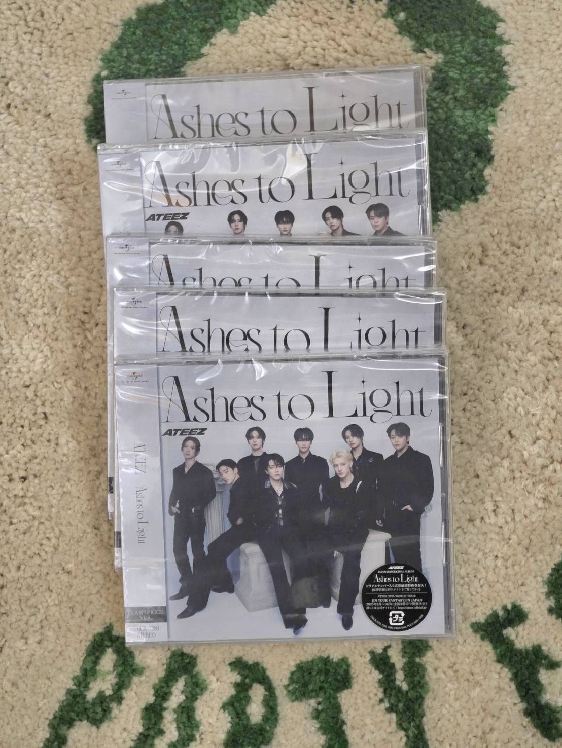 Ashes To Light ✨FlashPrice盤✨純空專無卡無應募券