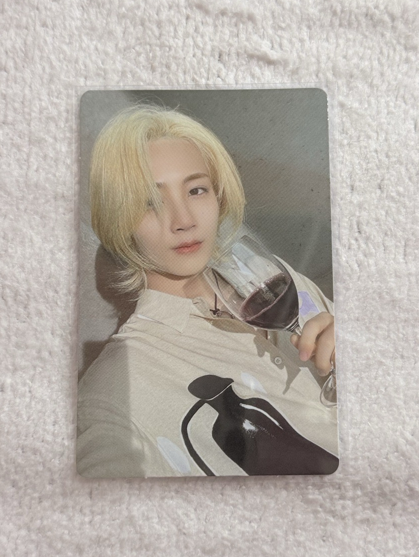 紅酒漢🐰🍷.°﻿·˚✧*｡