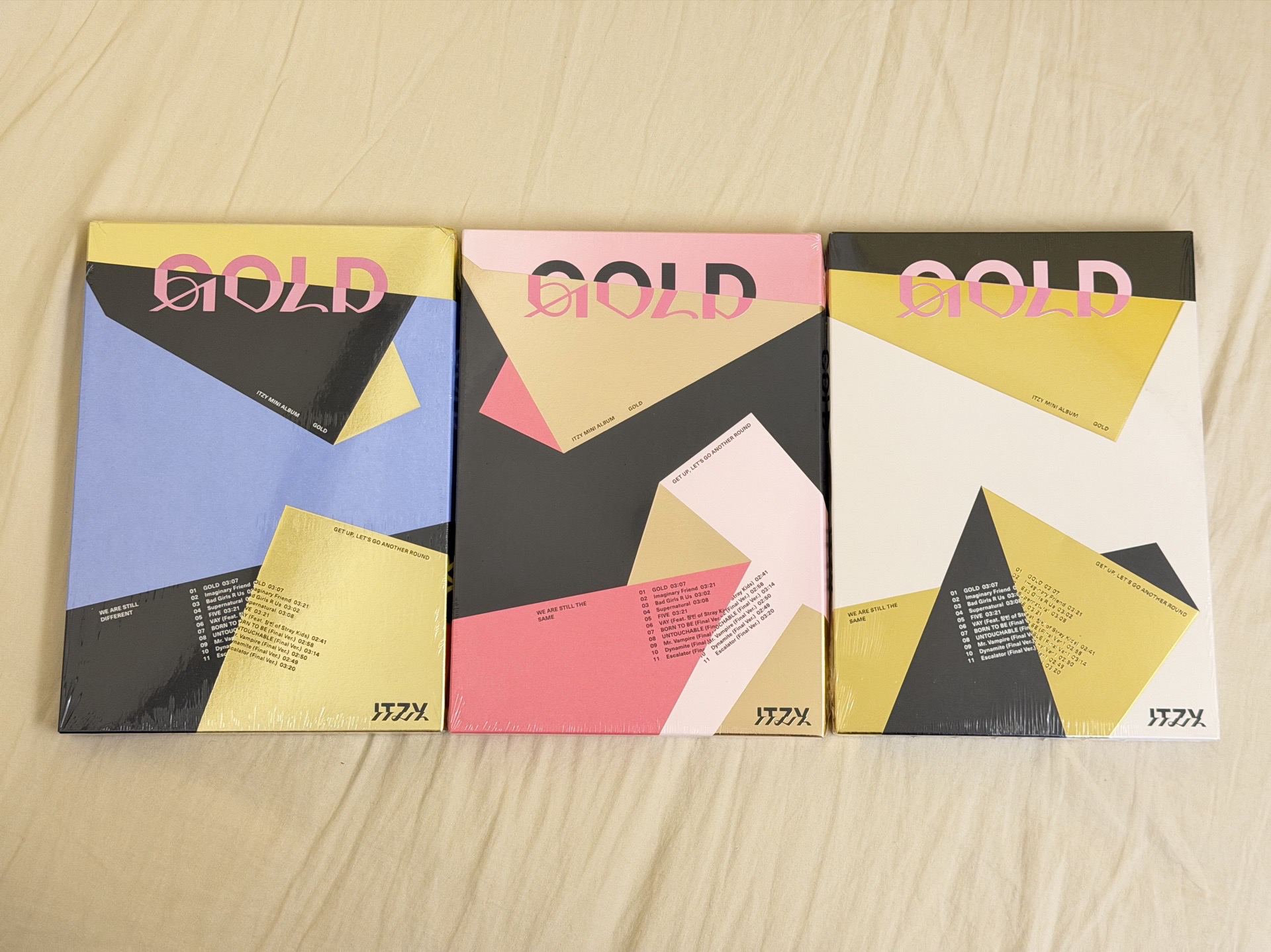 ITZY “GOLD”未拆專 3張一套