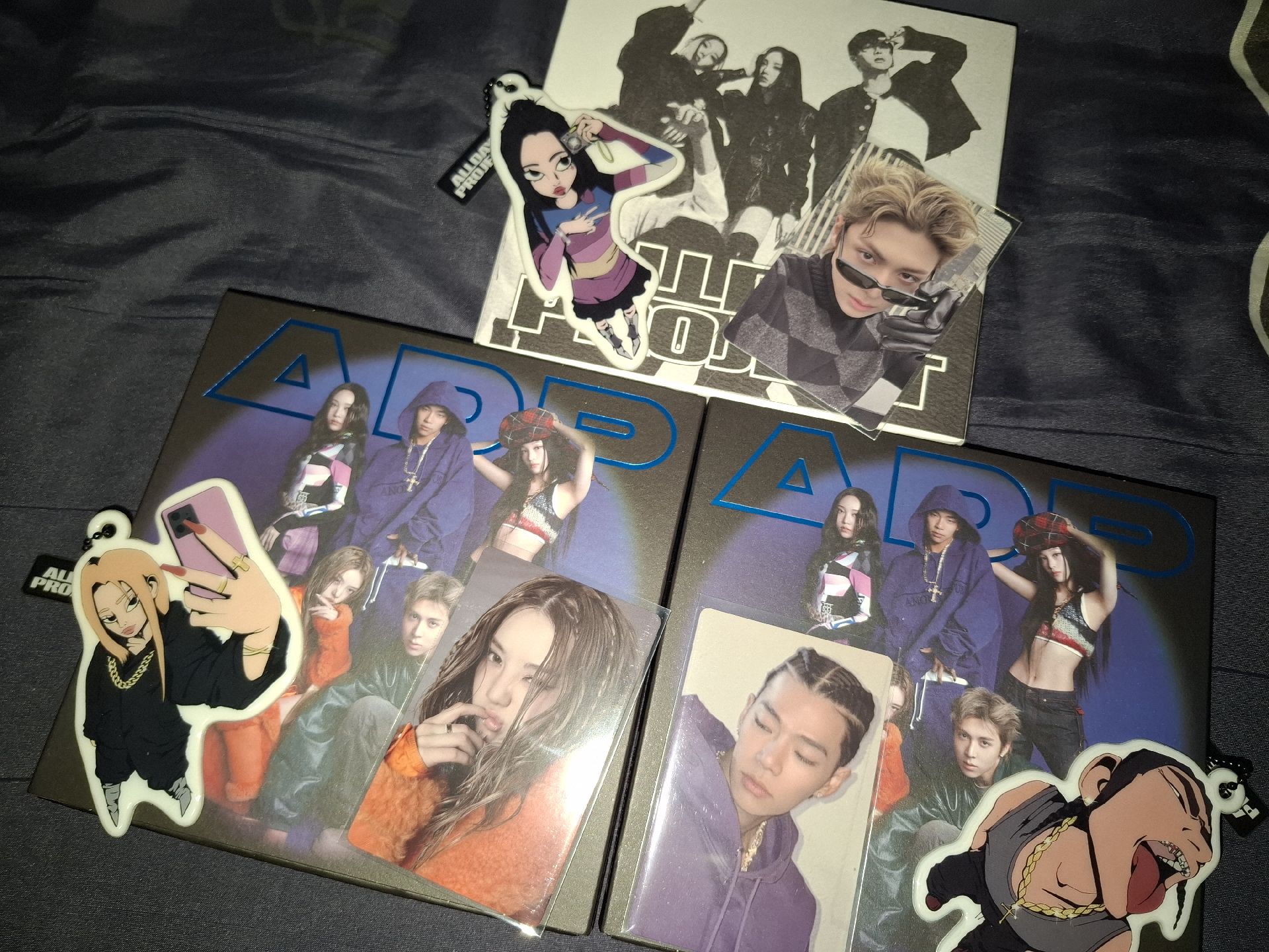 ALLDAY PROJECT出道專 ADP專輯 八成新