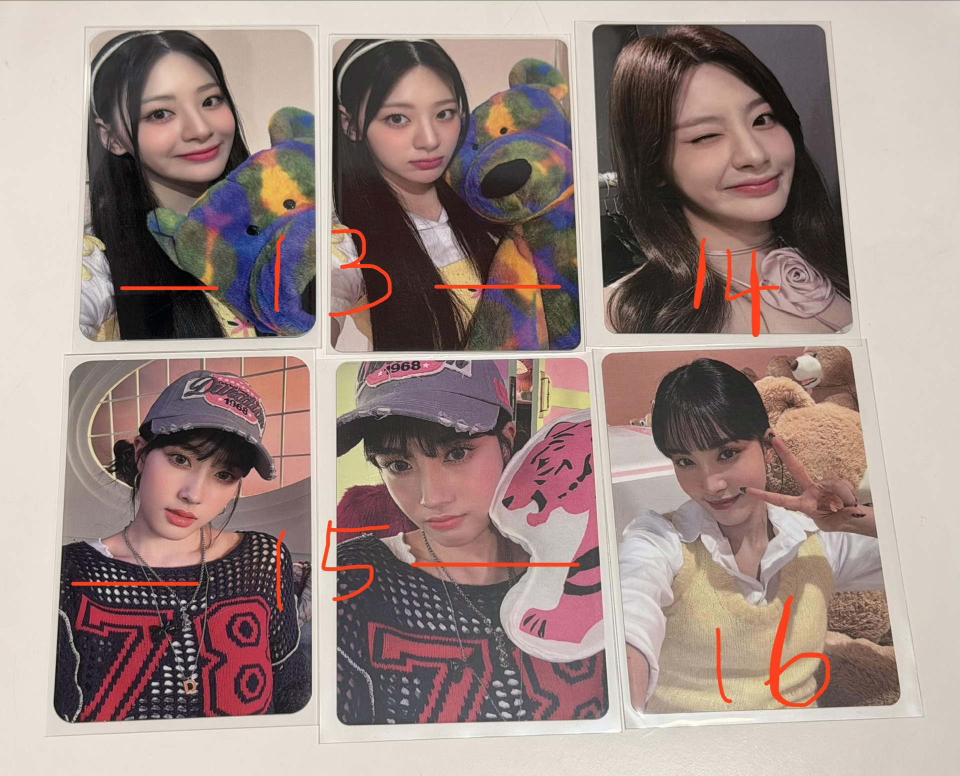 STAYC 一堆漂亮紙片 二號賣場