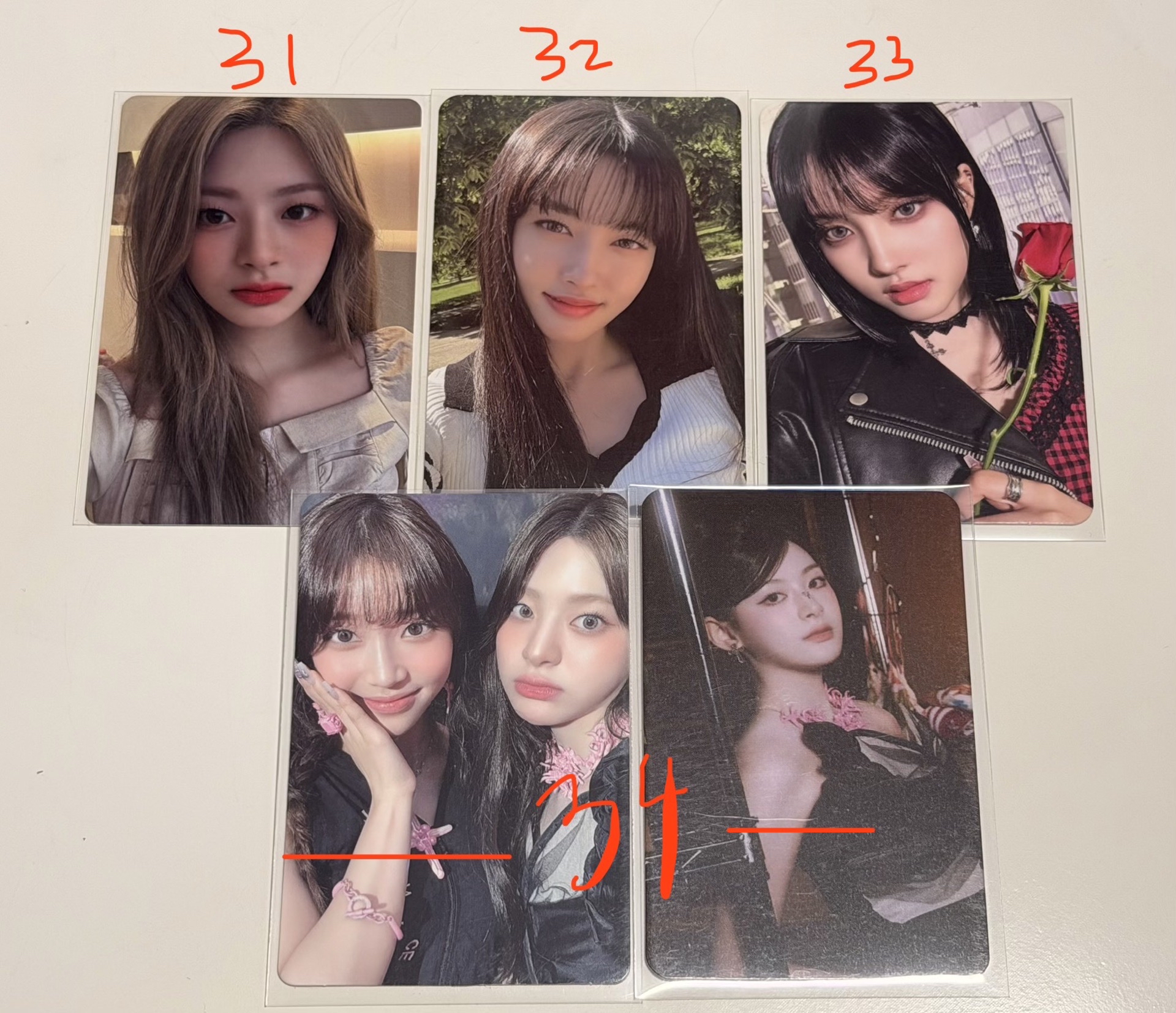 STAYC 一堆漂亮紙片 二號賣場