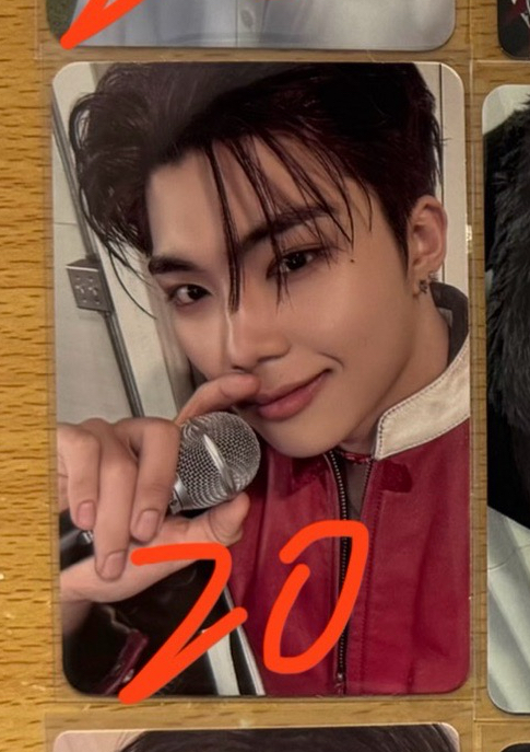 正規一麥克風旭