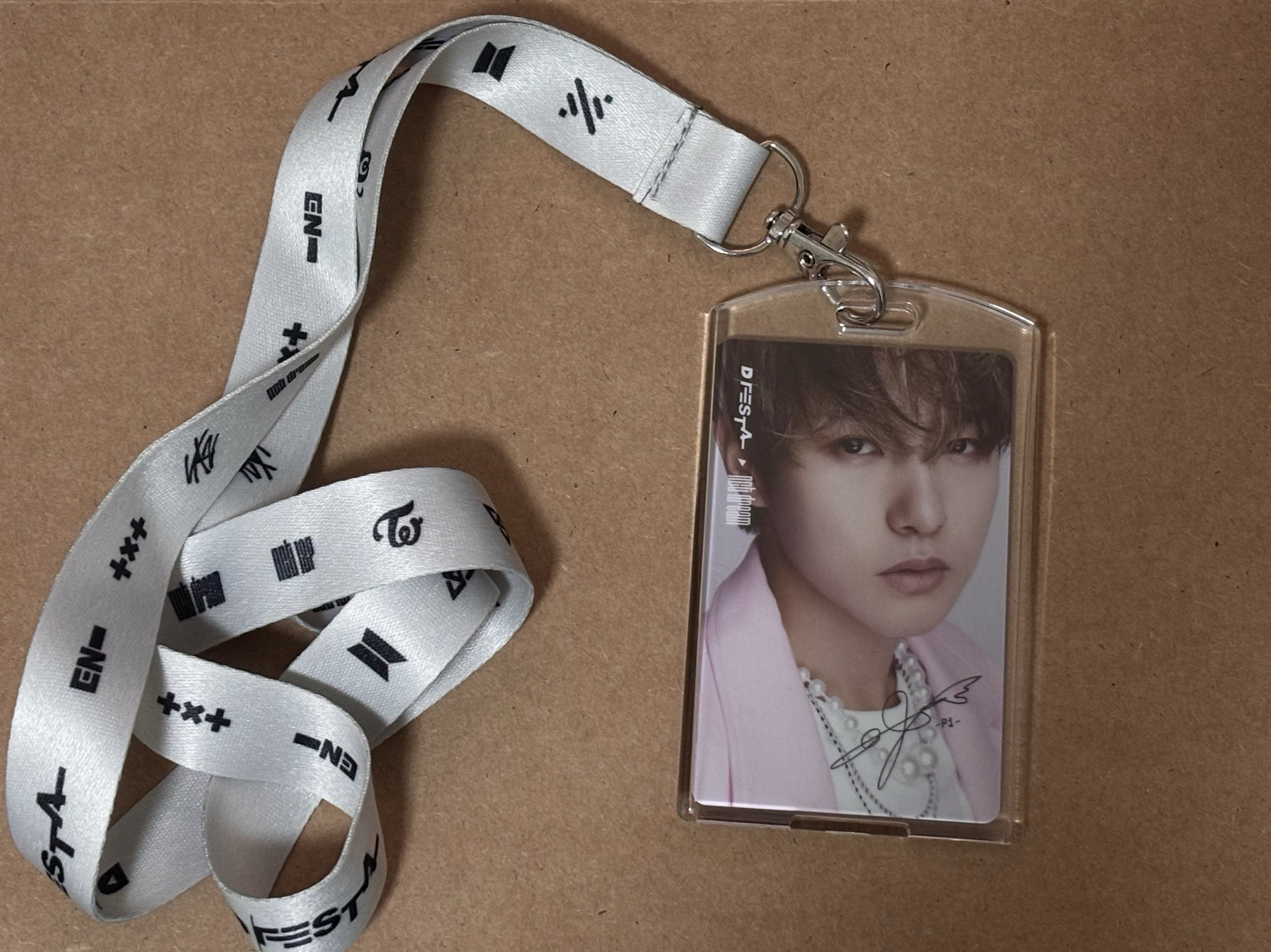 D社展入場卡 仁俊