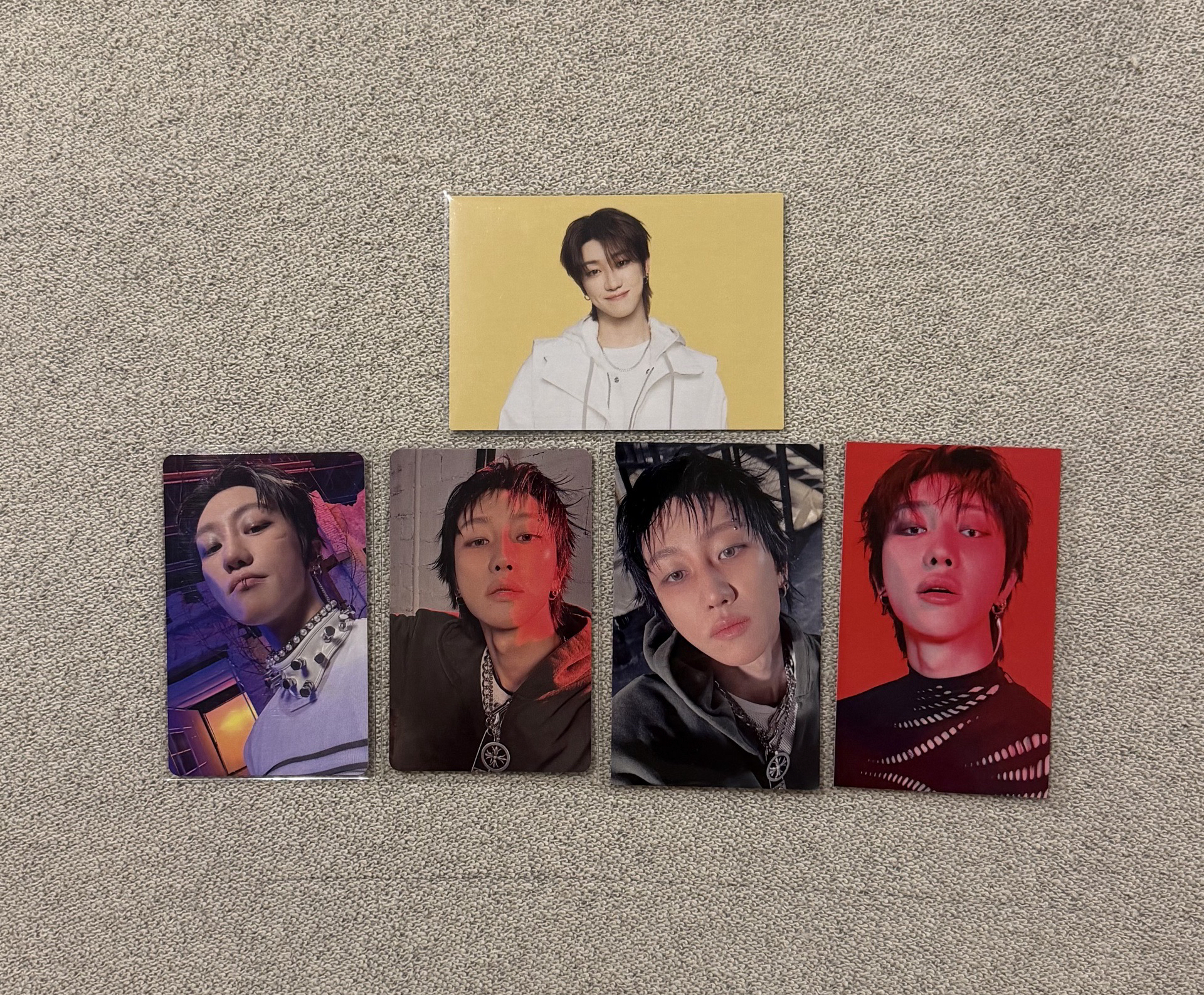 FOLLOW AGAIN 奶黃八