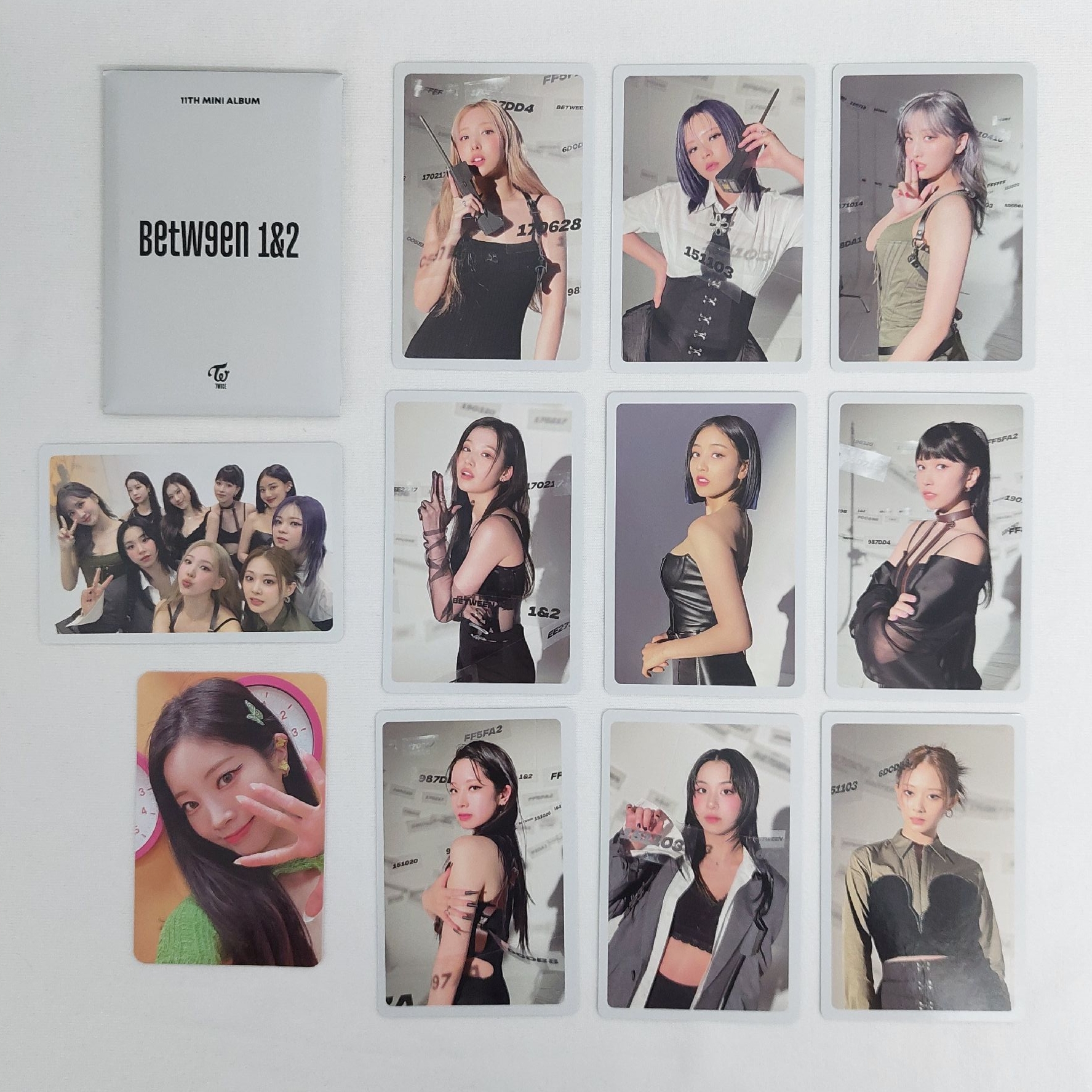 BETWEEN 1&2 黑版 預購禮+專卡