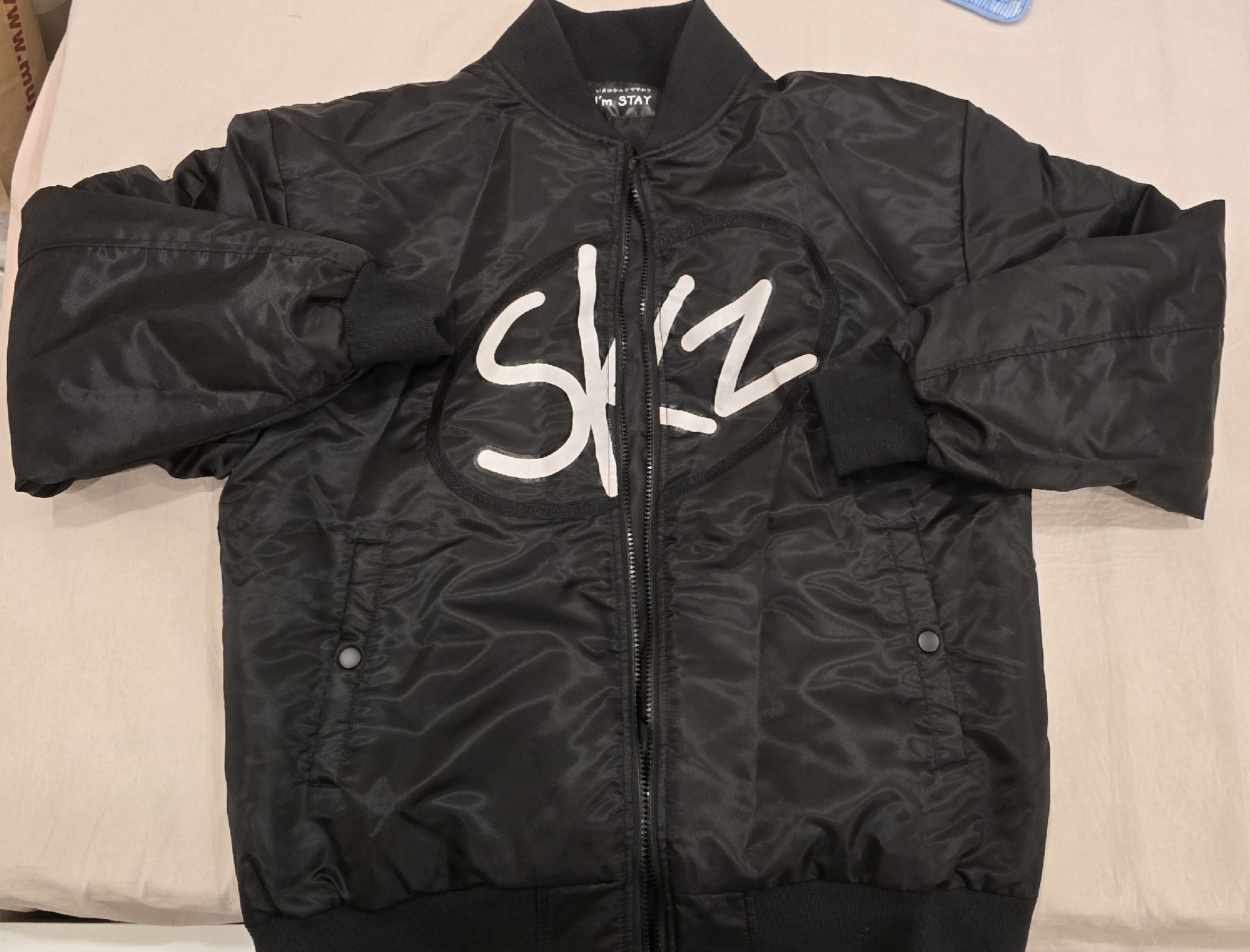 城 HAN 2024 澀谷聖誕快閃店 夾克 成員設計款