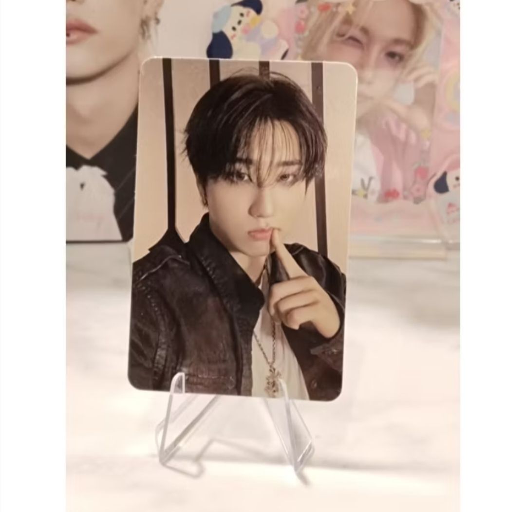 straykids 成員各種小卡100/200再麻煩私訊問價喔，可議價喔