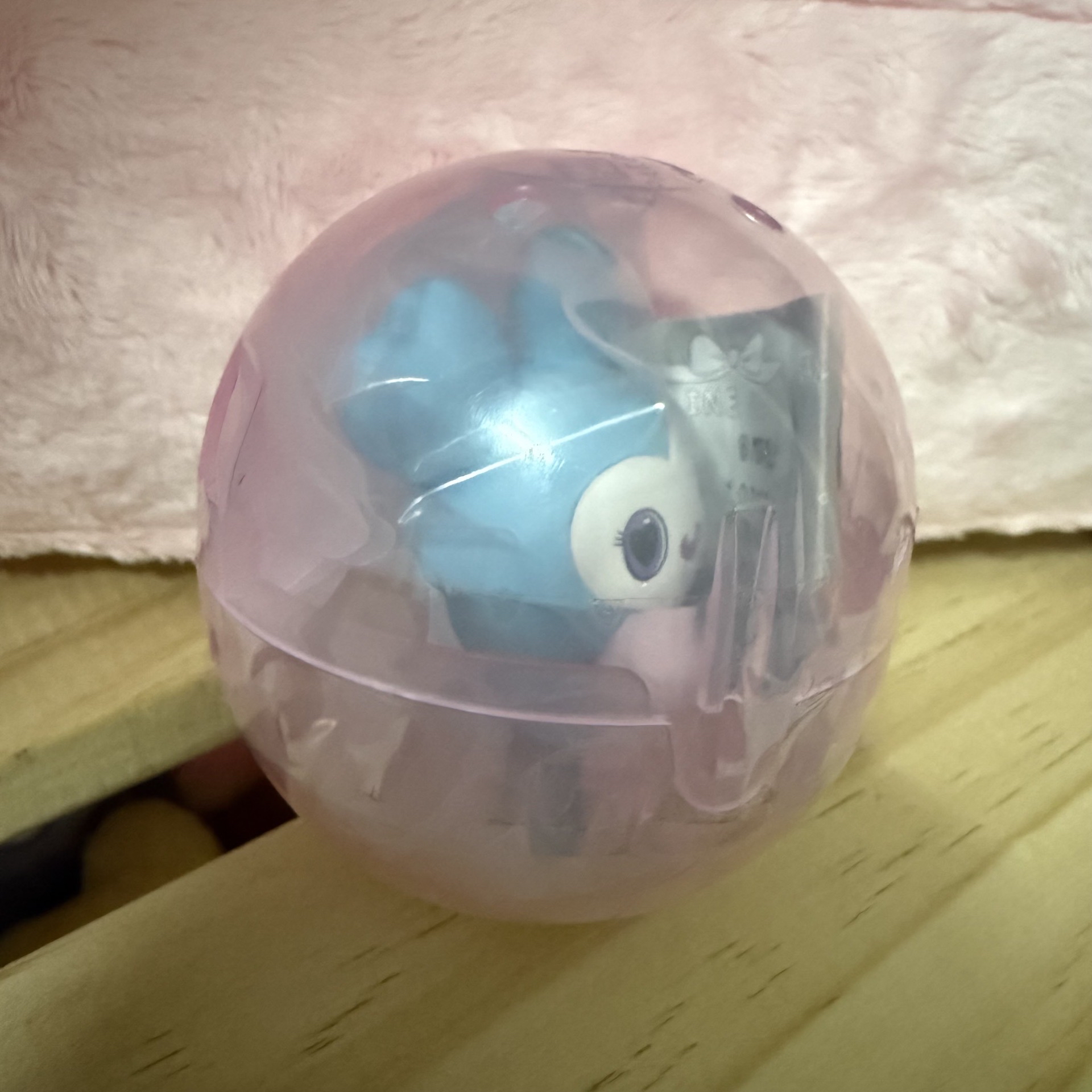 TWICE LOVELYSxBANDAI 3.0 萬代 坐姿 抱抱 玩偶 扭蛋