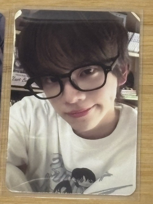 眼鏡申（有嚴重廠損）