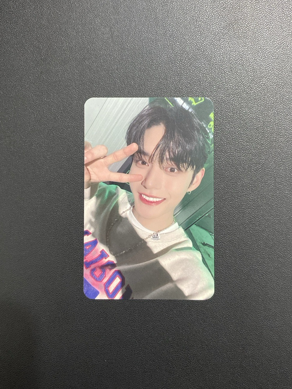 迷一｜ju比耶雄