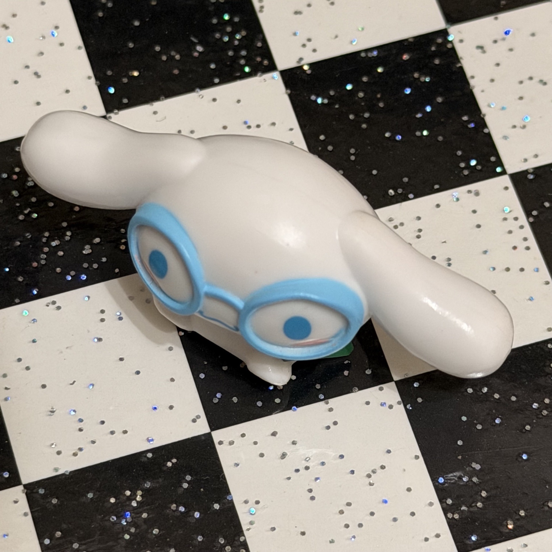 眼鏡大耳狗 扭蛋