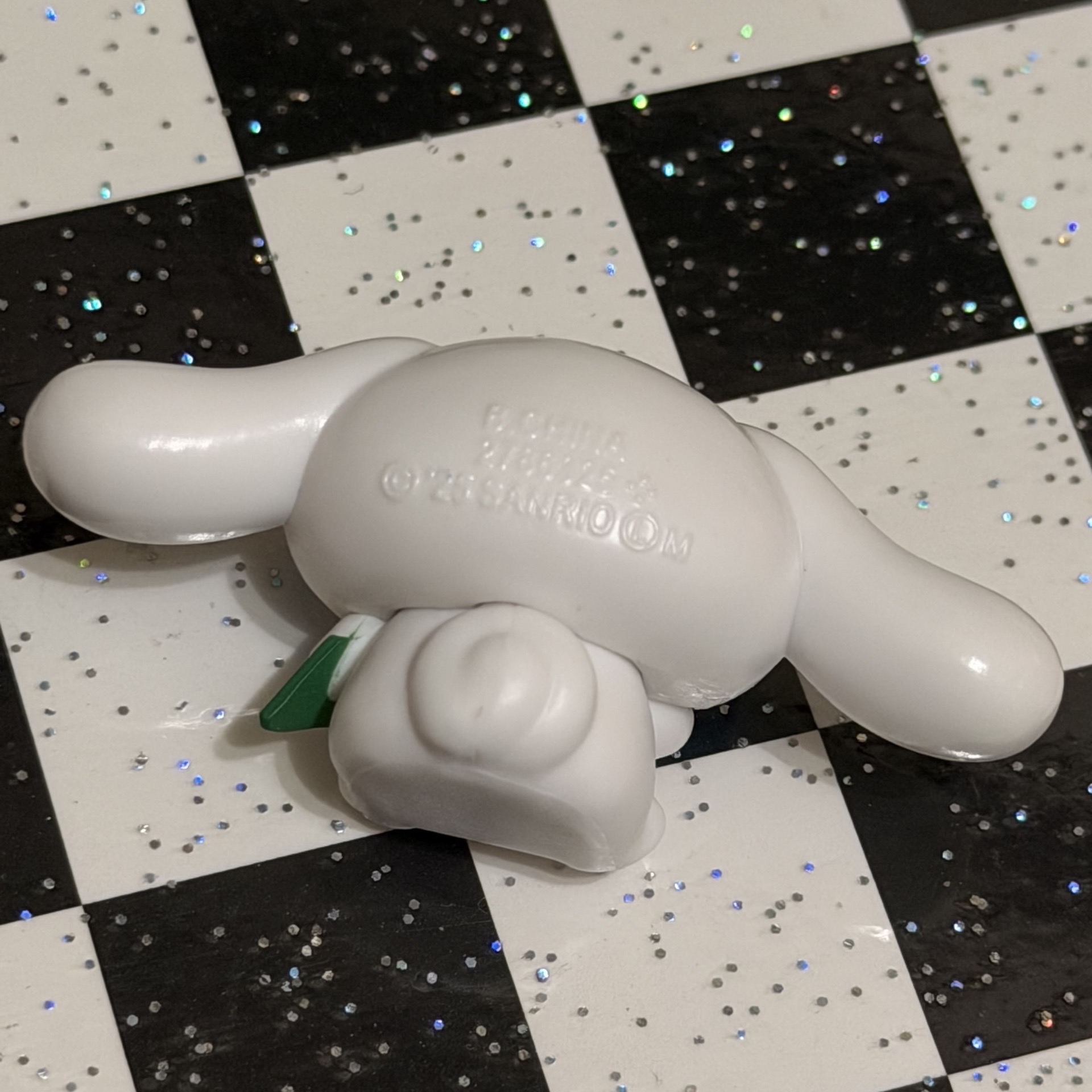 眼鏡大耳狗 扭蛋