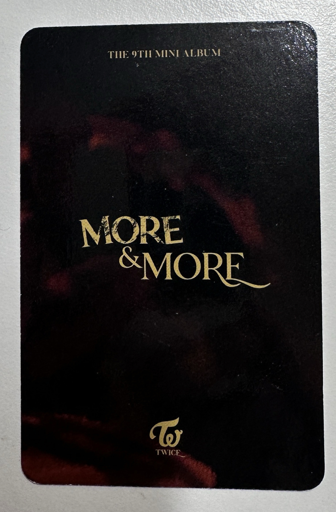 志效 <MORE & MORE>