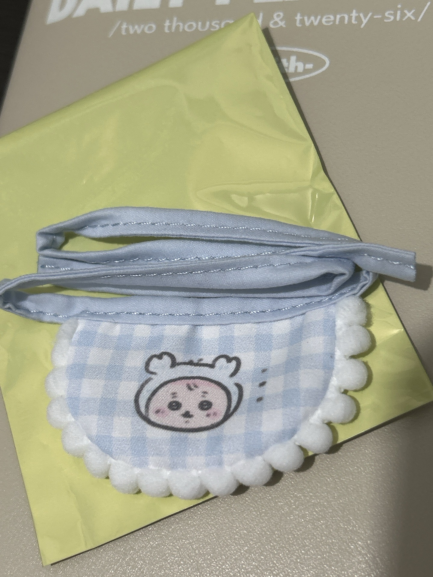 吉伊卡哇 古本圍兜兜