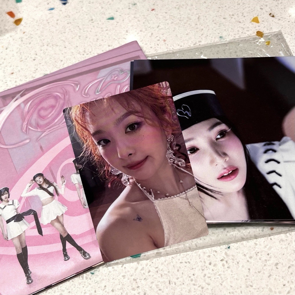 Cosmic Hotel海報版全專