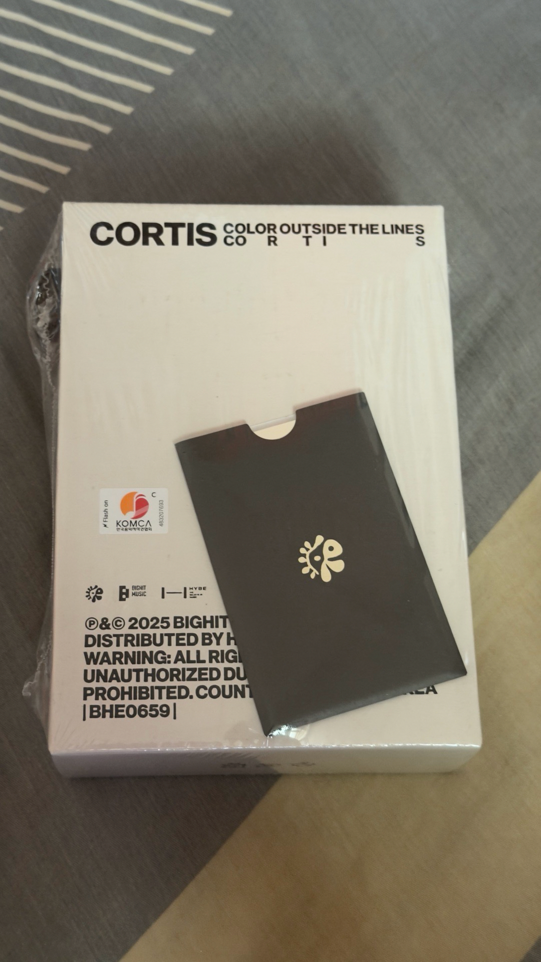 CORTIS COLOR OUTSIDE THE LINES