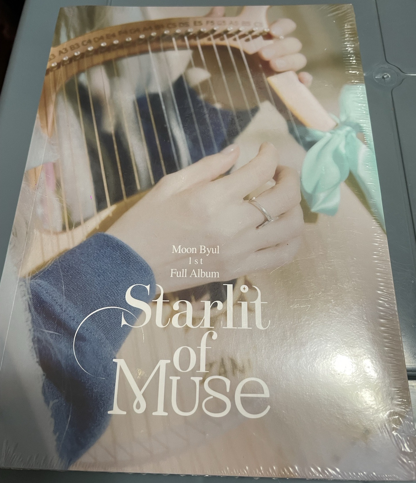 玟星 1st full album