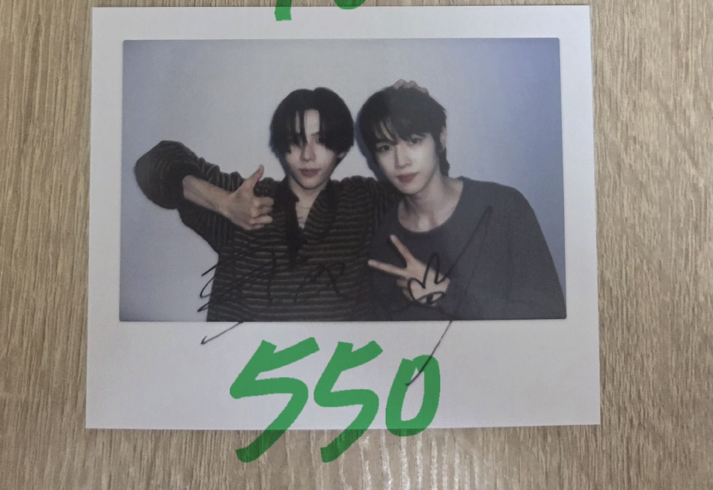 FAME ms 簽售卡 香港合影