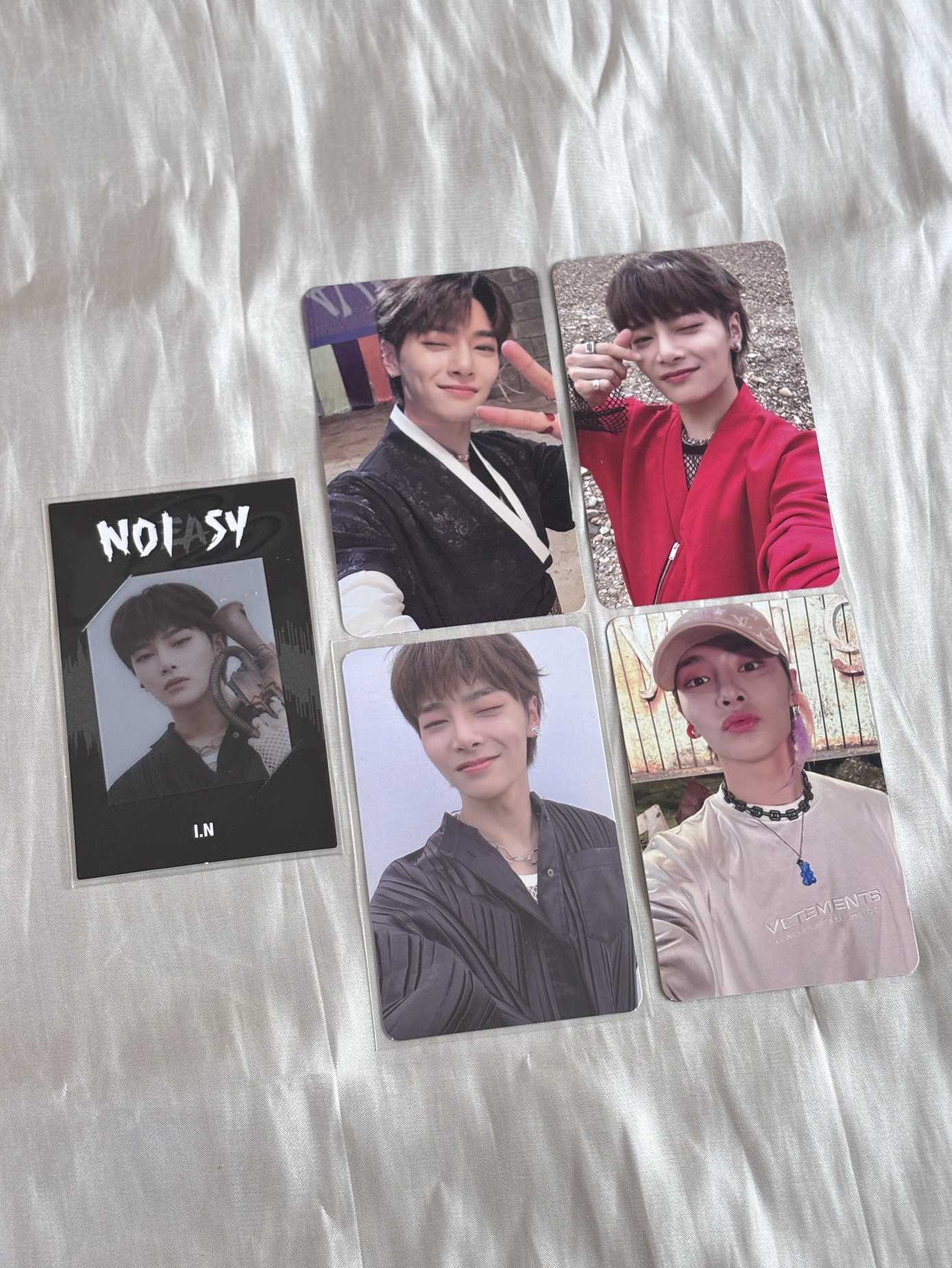 ［Stray Kids] 寅 NOEASY 專輯卡 🦊