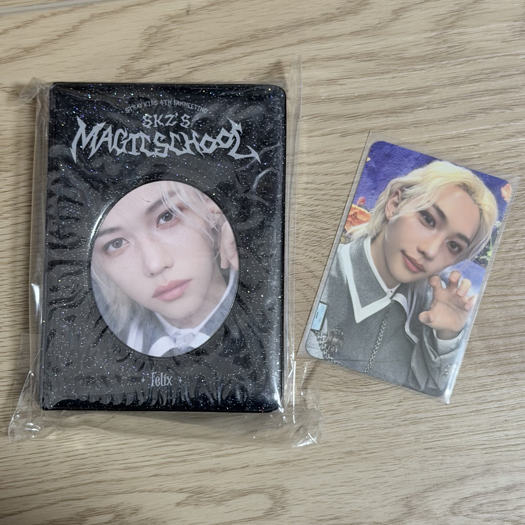 SKZ FELIX 魔法學院 單格卡冊 含小卡
