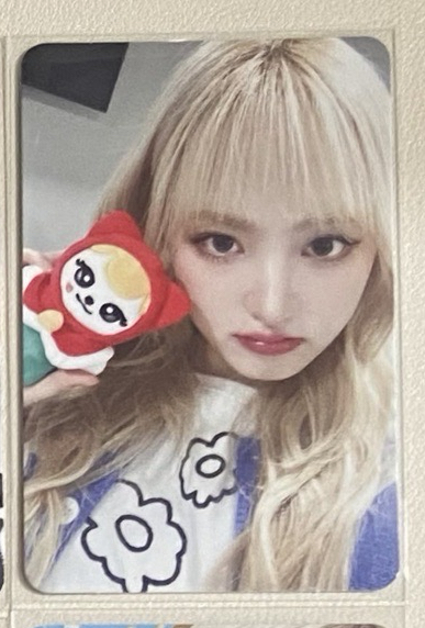 IVE Liz聖誕娃栗卡