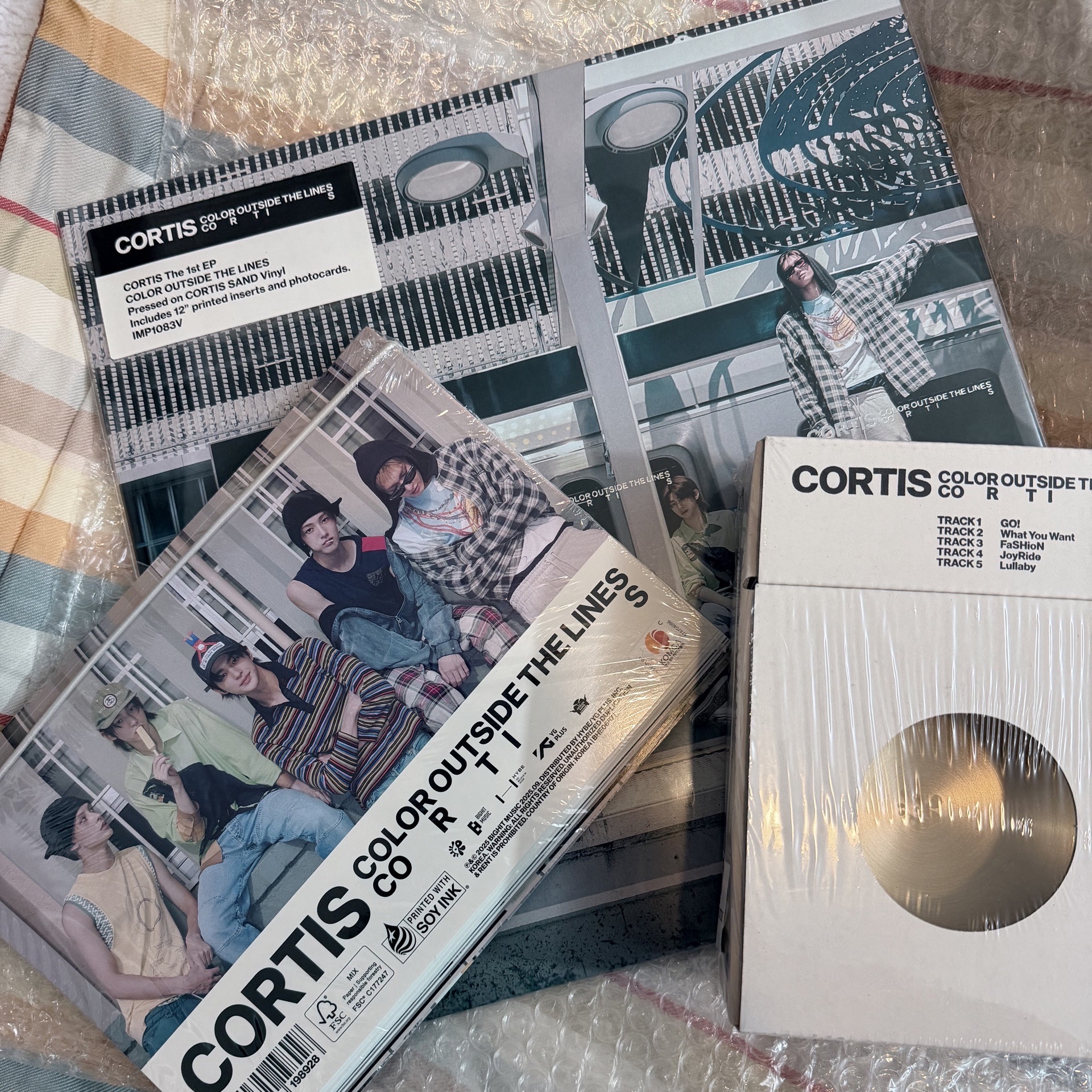 現貨 CORTIS 頌缽+黑膠+PB專