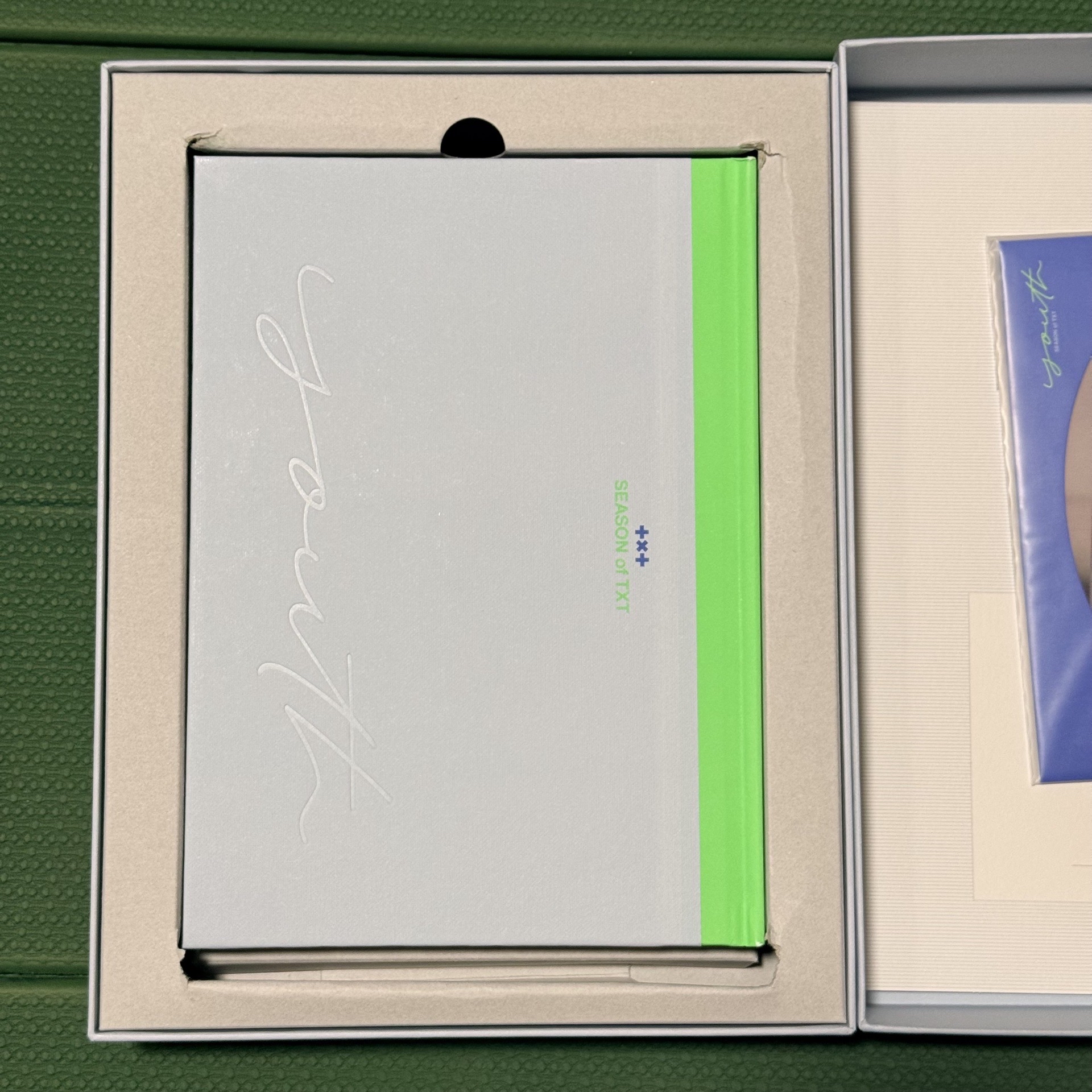 2023 夏日寫真 全專 牛奶版 收到內盒有瑕 