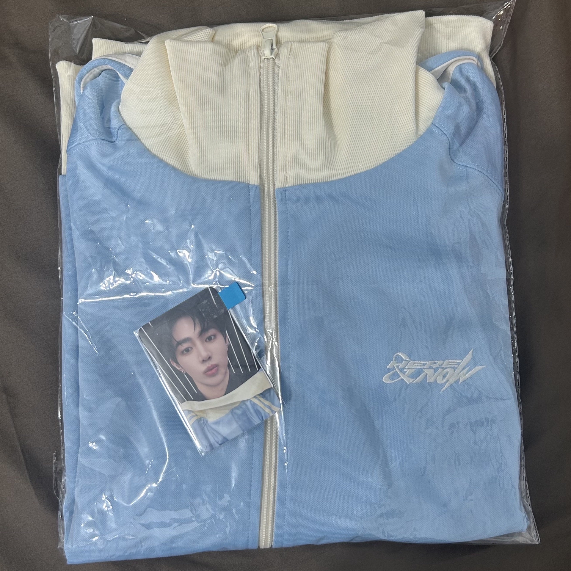 ZB1 日安限定外套（含章昊小卡）