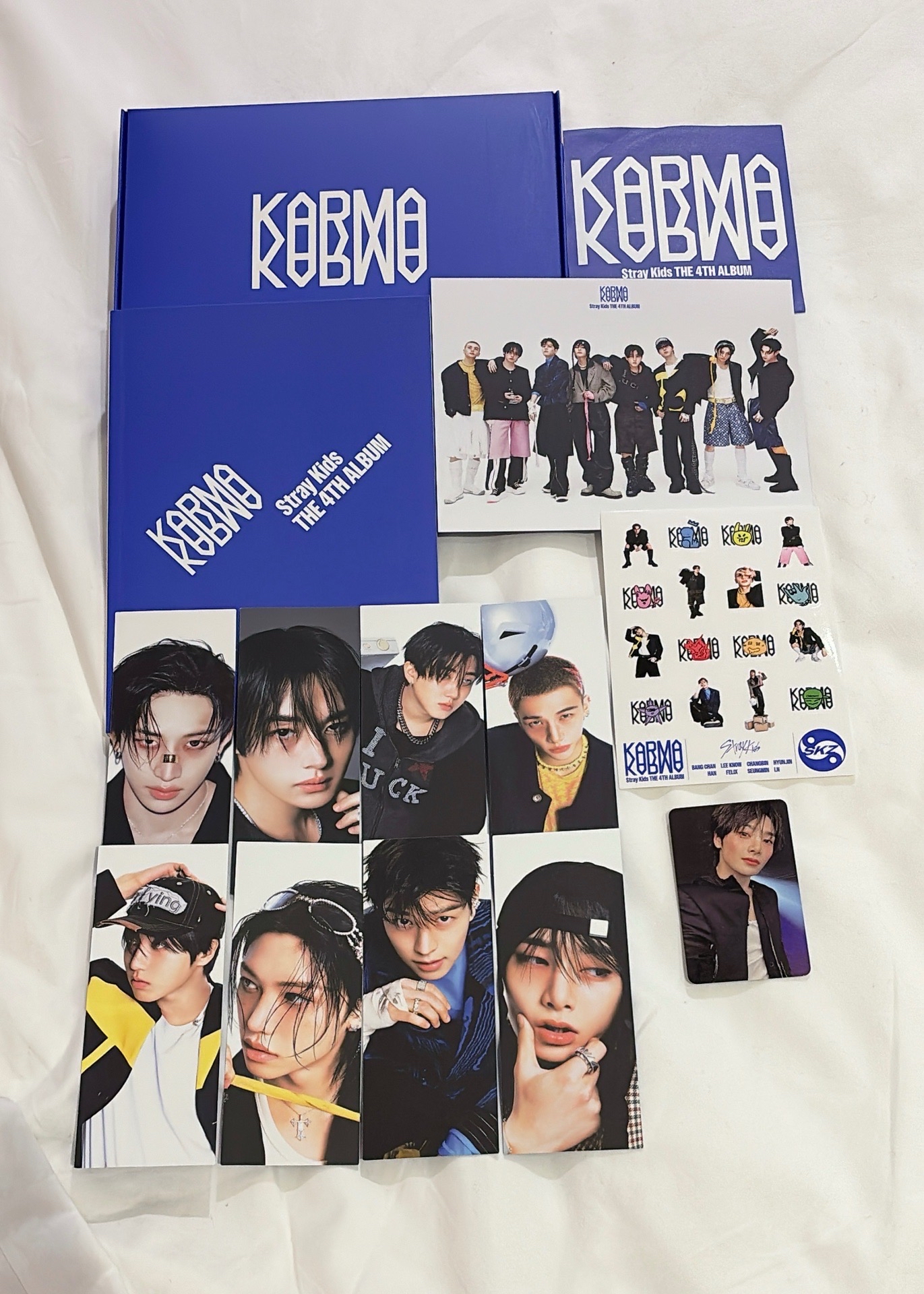 Stray Kids專輯KARMA-普版CEREMONY VER