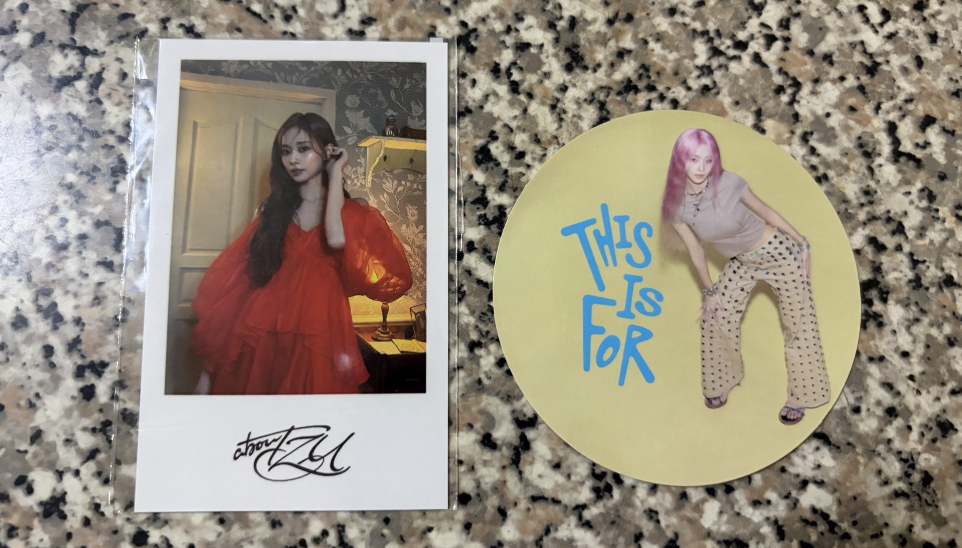 solo迷一 jyp Nemo特典+貼紙 （子瑜）