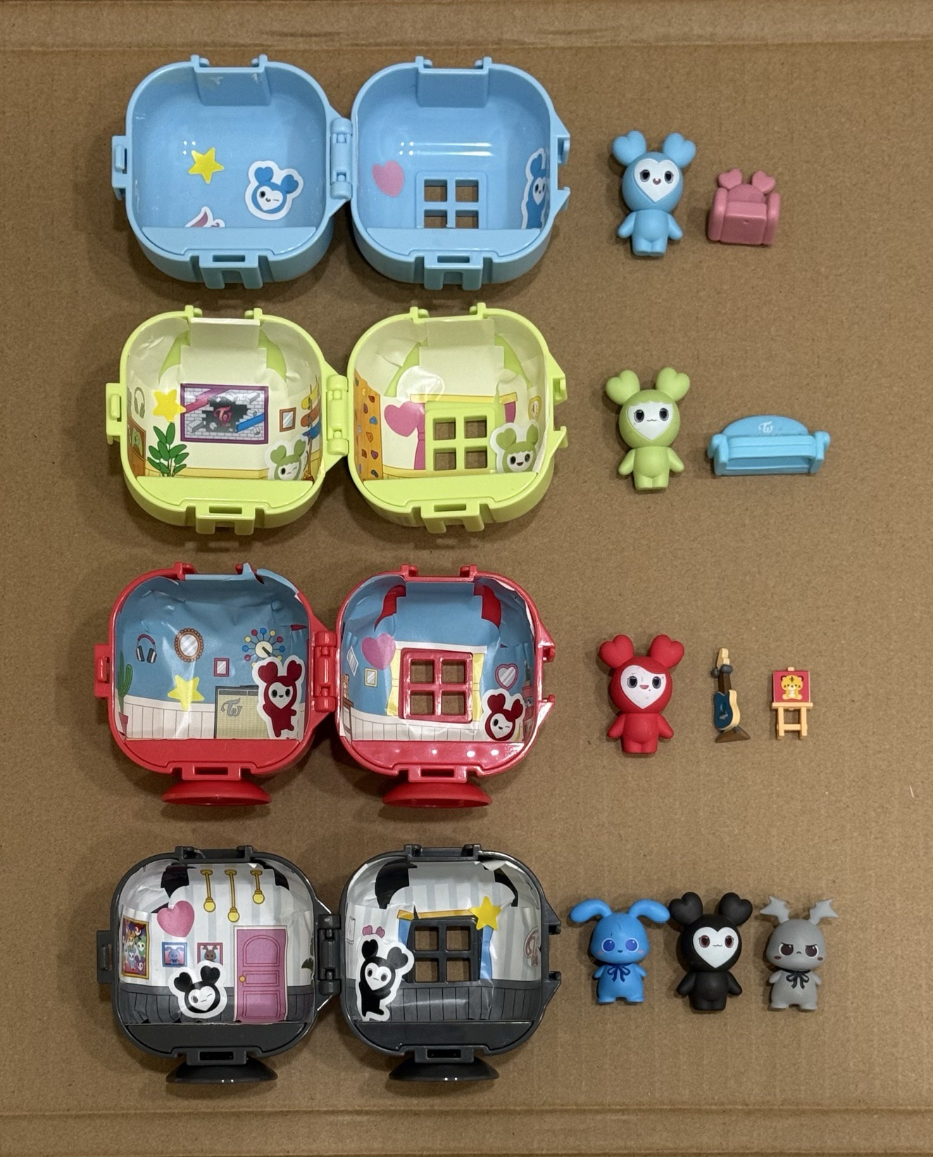 公寓扭蛋🩵💚❤️🖤